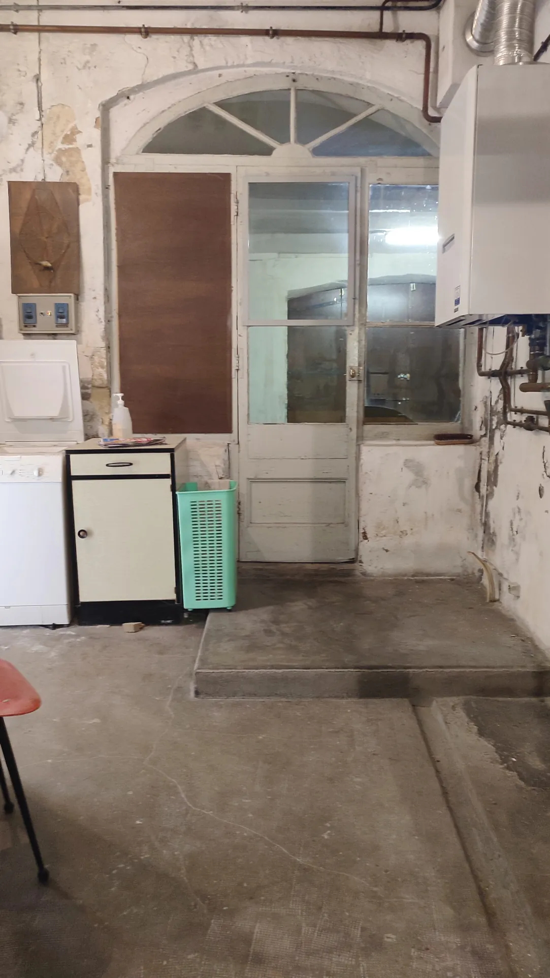 Belle maison de maître à rénover à Beaucaire - Opportunité unique 