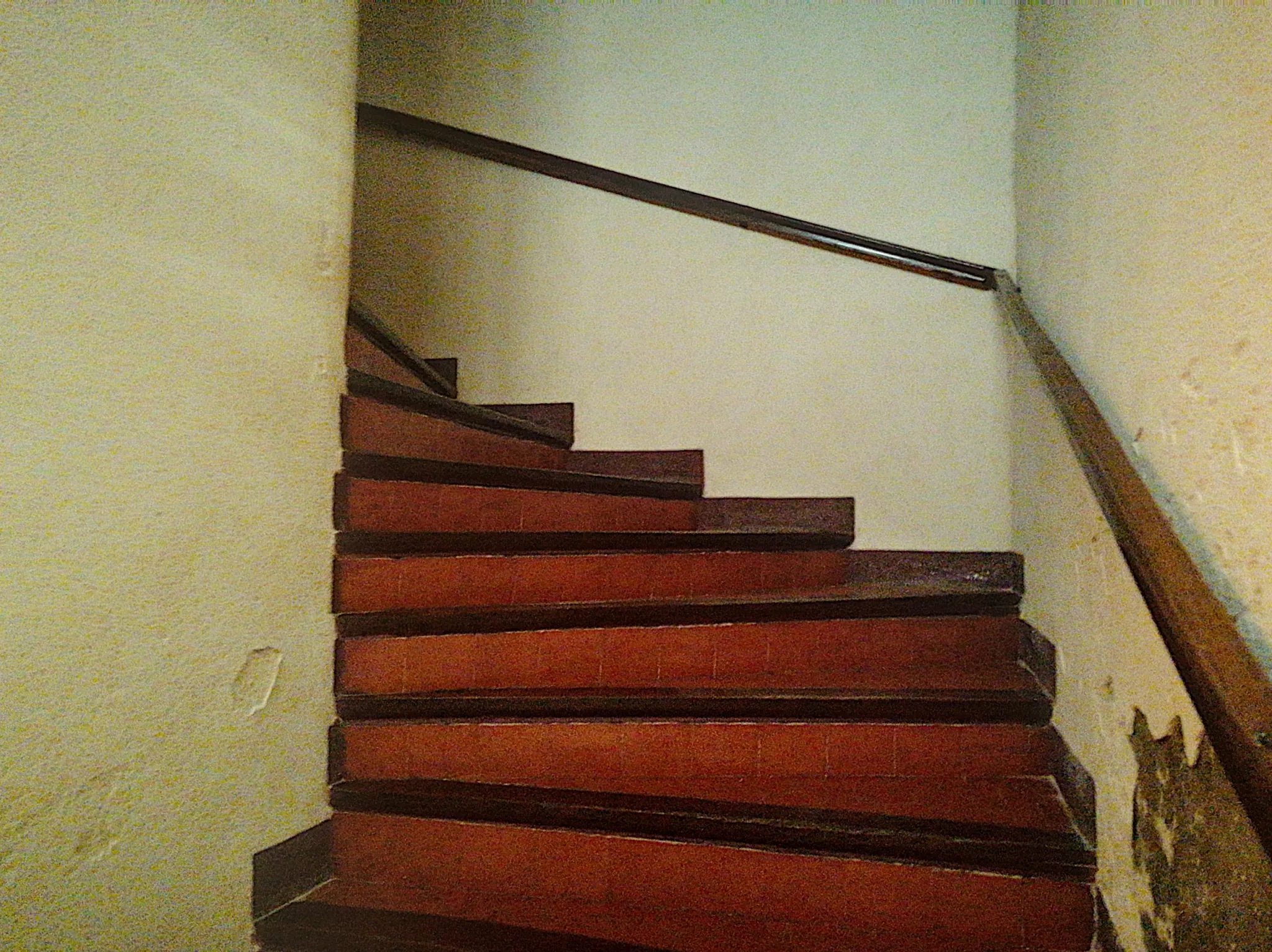 Belle maison de maître à rénover à Beaucaire - Opportunité unique 