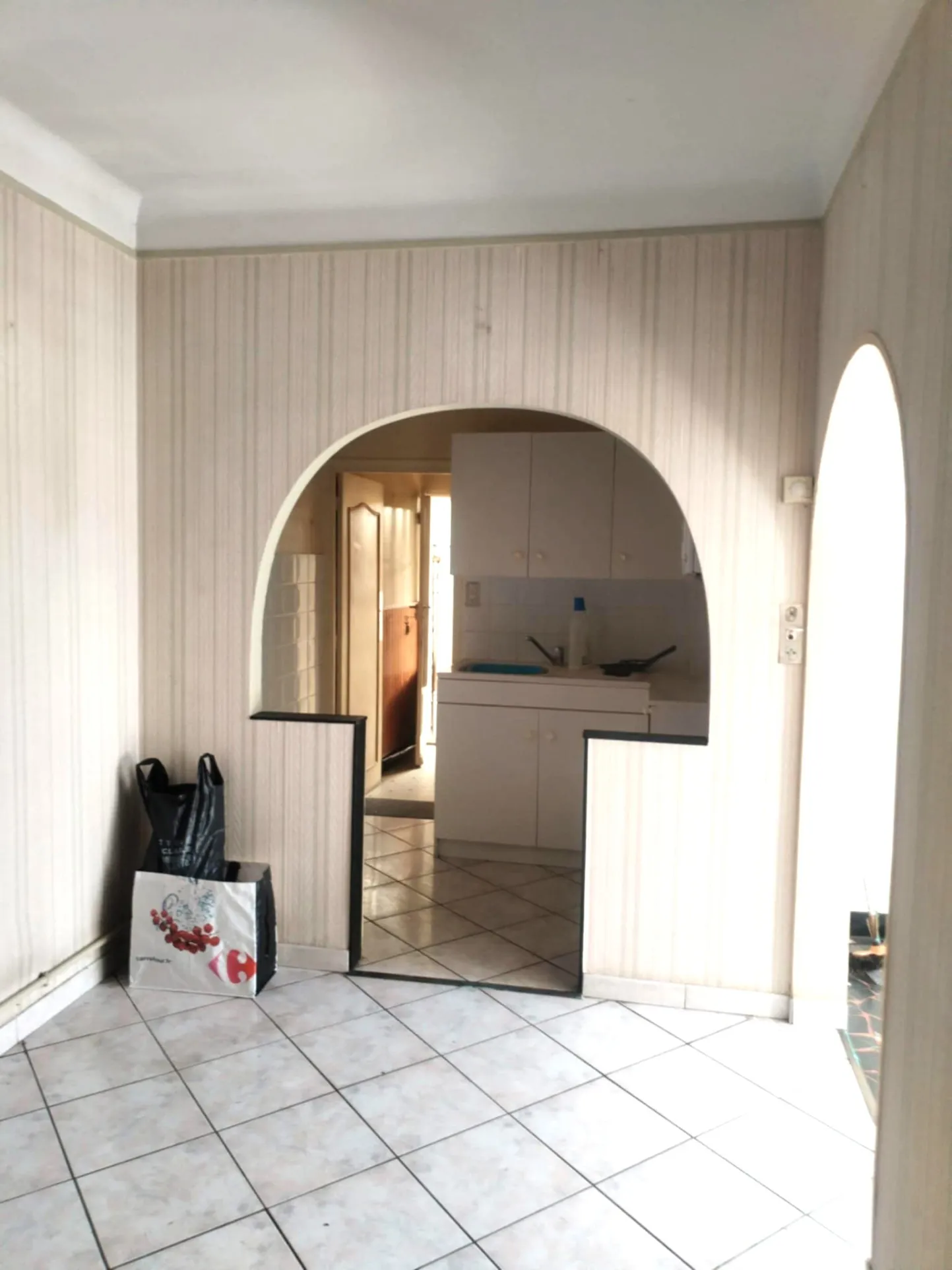 Maison à rénover à Troyes – Charmante maison avec potentiel dans l'Aube 