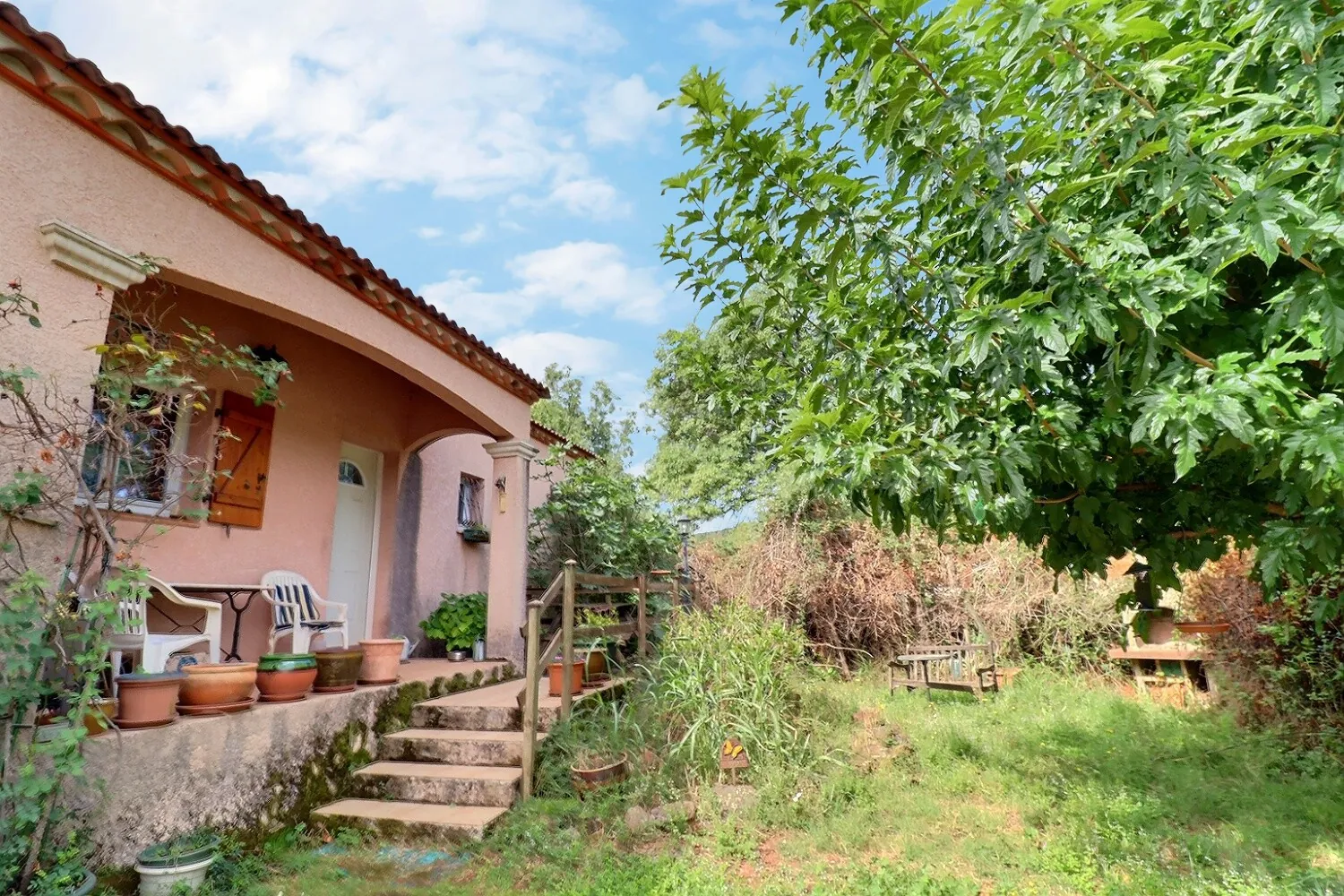 Vente villa plain-pied 3 chambres à Salleles du Bosc dans l'Hérault 