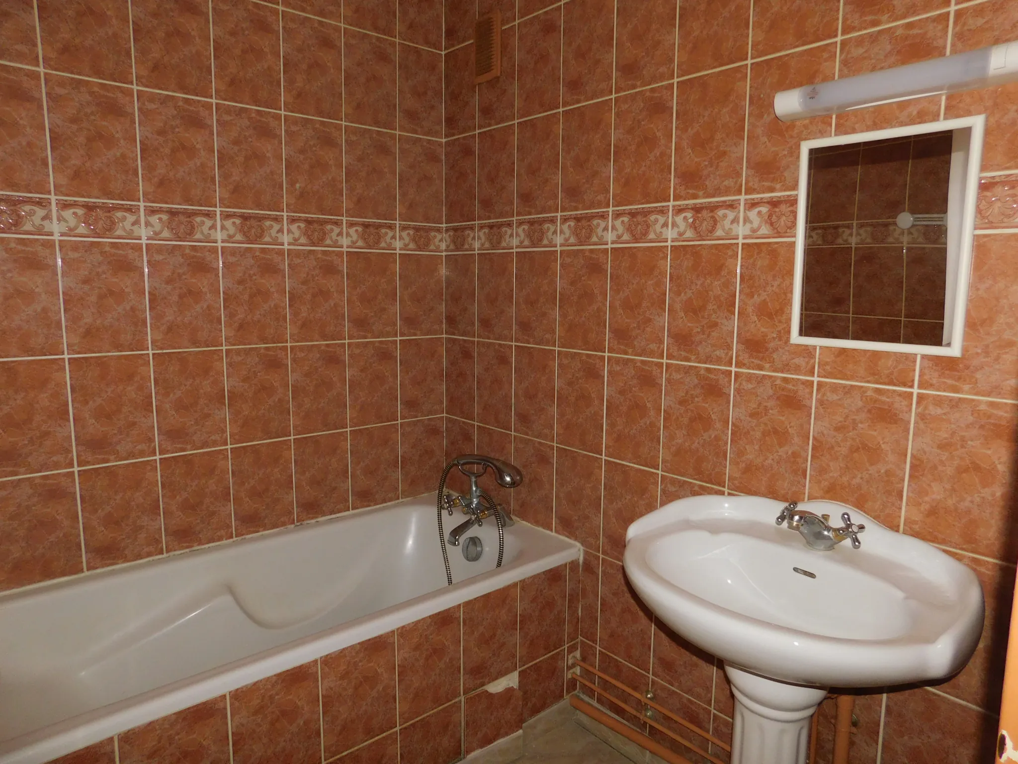 Grand appartement T5 à Nancy Gare Jean-Jaurès avec parking et balcon 