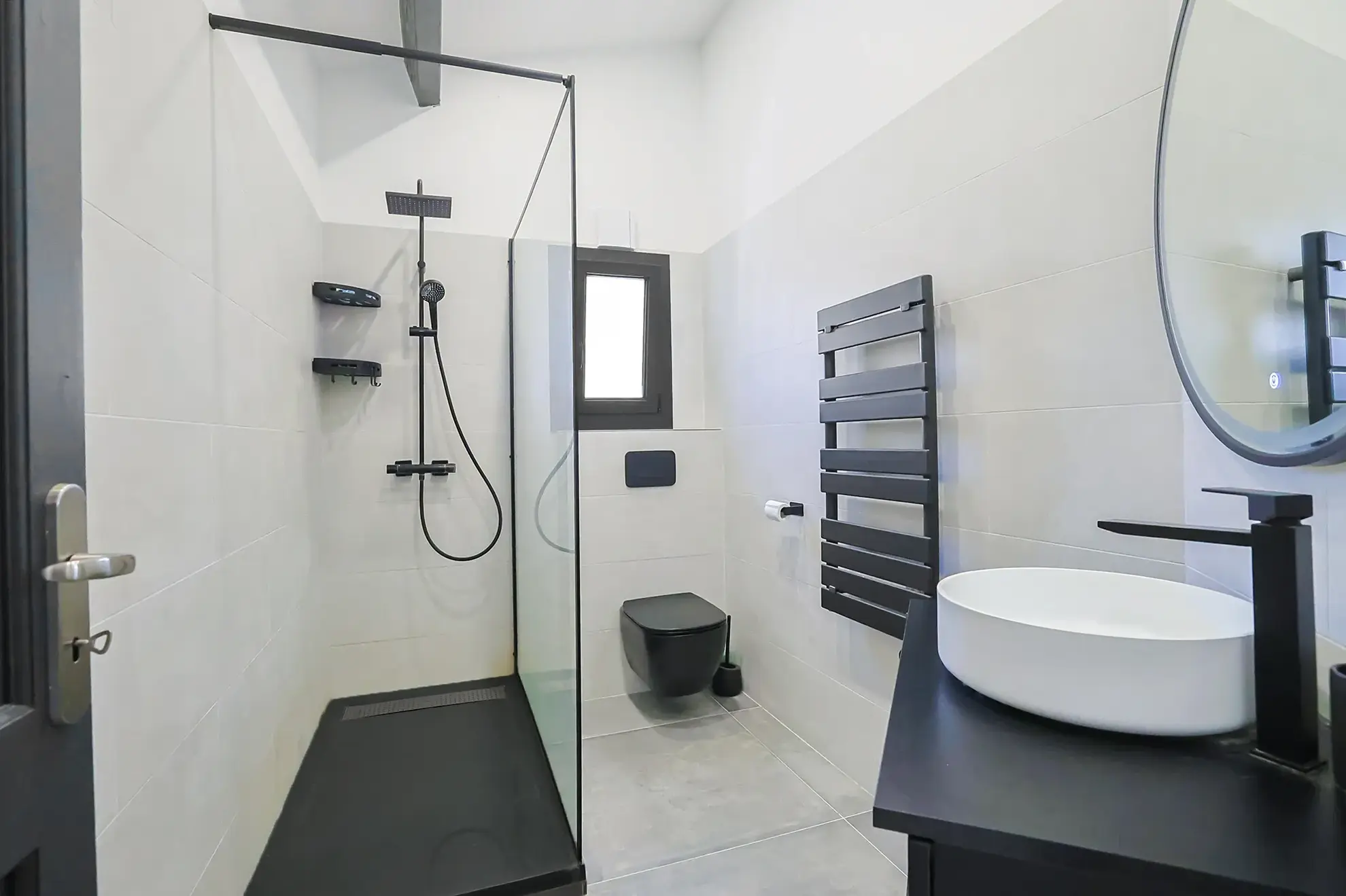 Maison de village rénovée de 62m² avec terrasse à Collobrières 