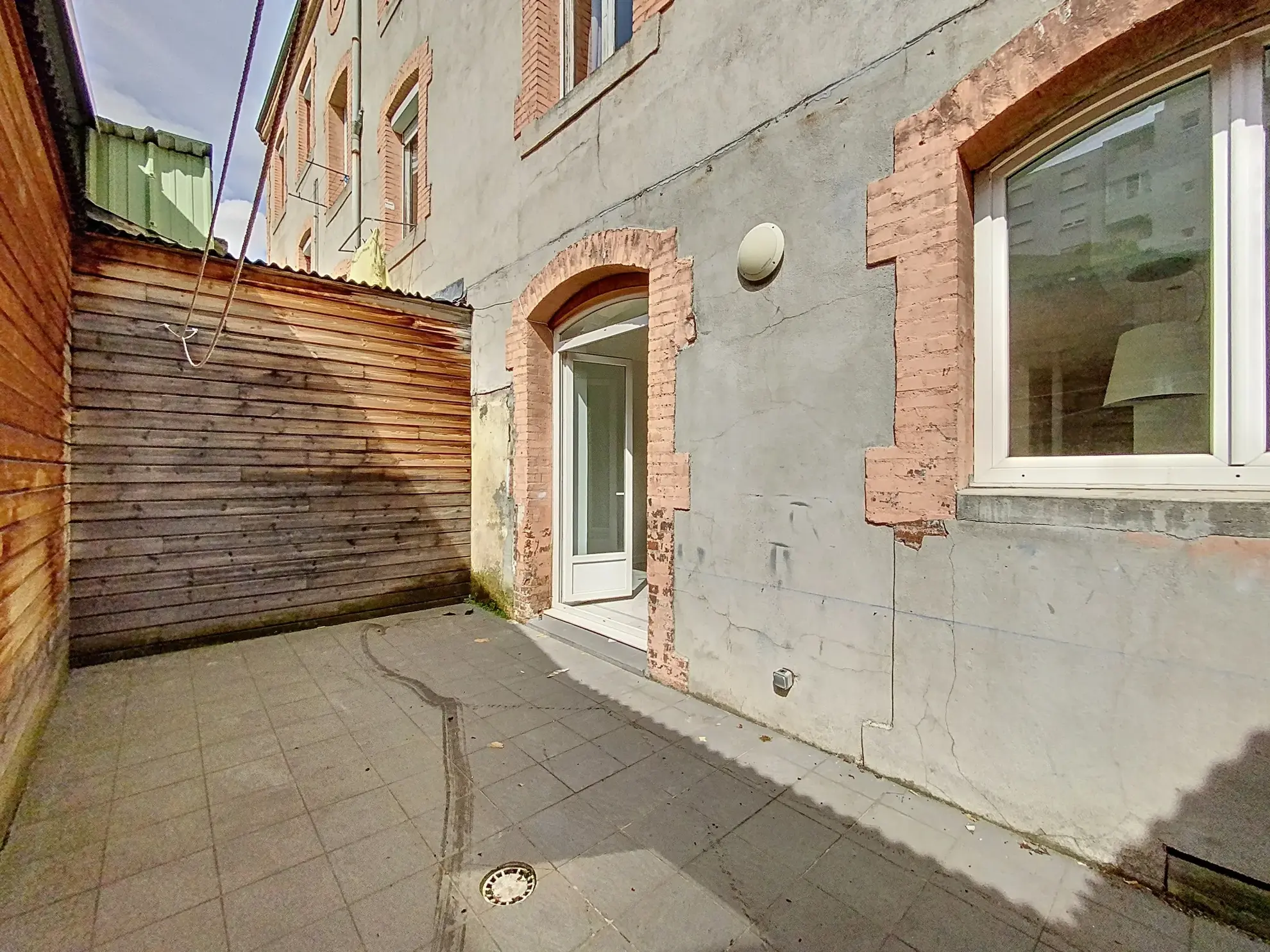 Appartement 3 pièces avec terrasse à St Étienne proche commodités 