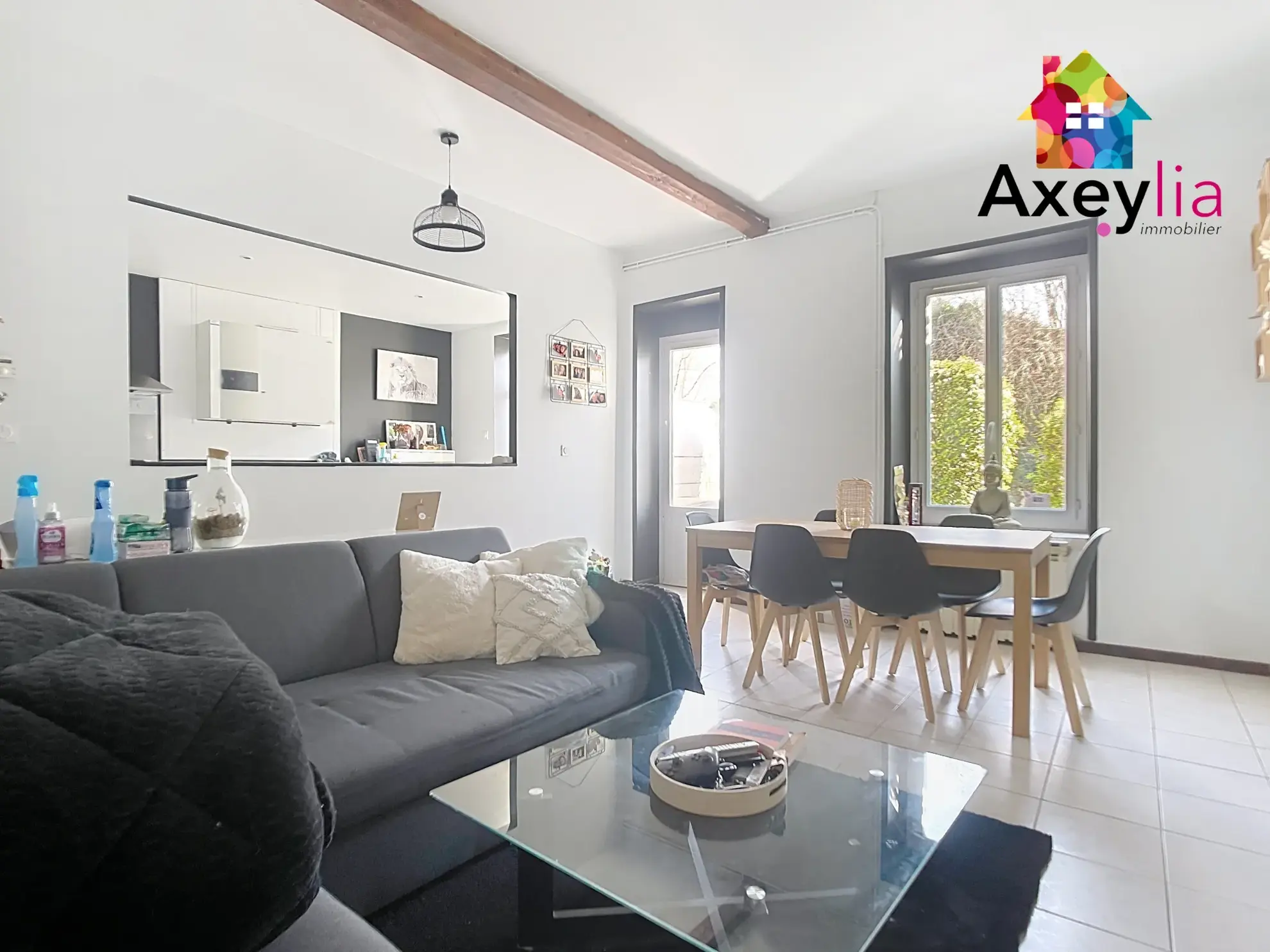 Maison rénovée avec 4 chambres à Roanne proche centre-ville 