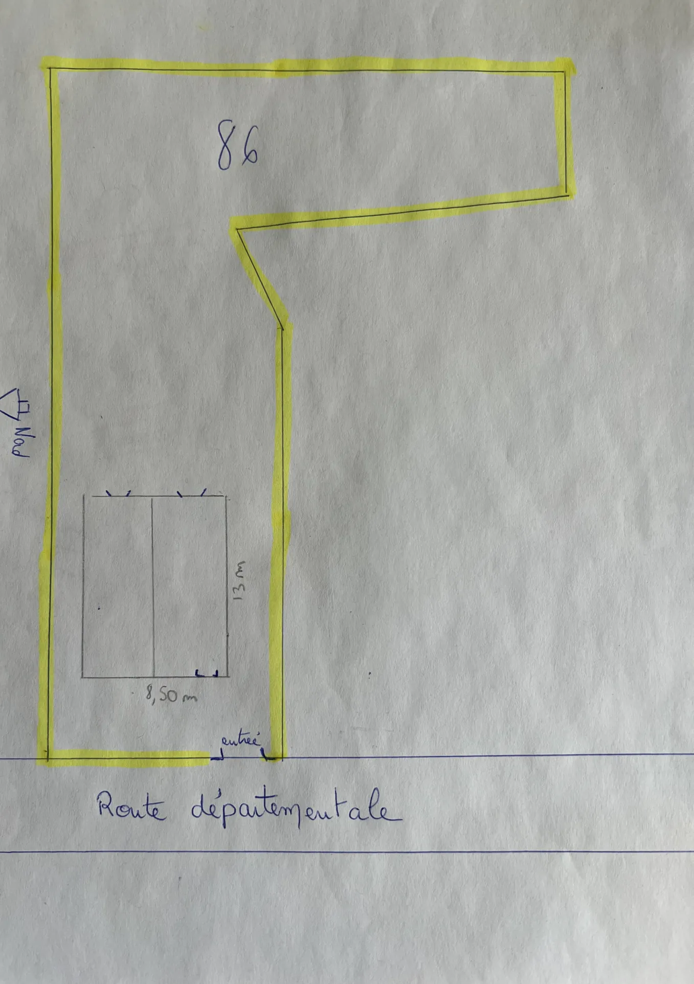 Terrain constructible arboré de 1172m² à Bouhy avec certificat d'urbanisme 