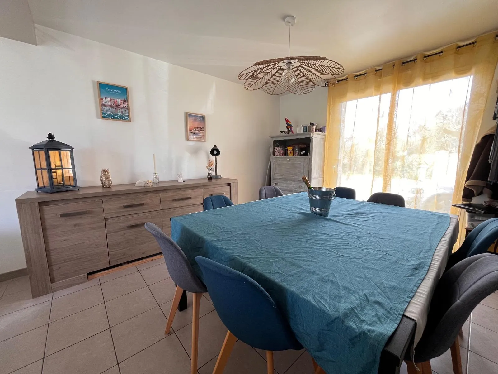 Belle maison T5 construite en 2014 à Saint-Joachim, proche écoles et jardin spacieux 