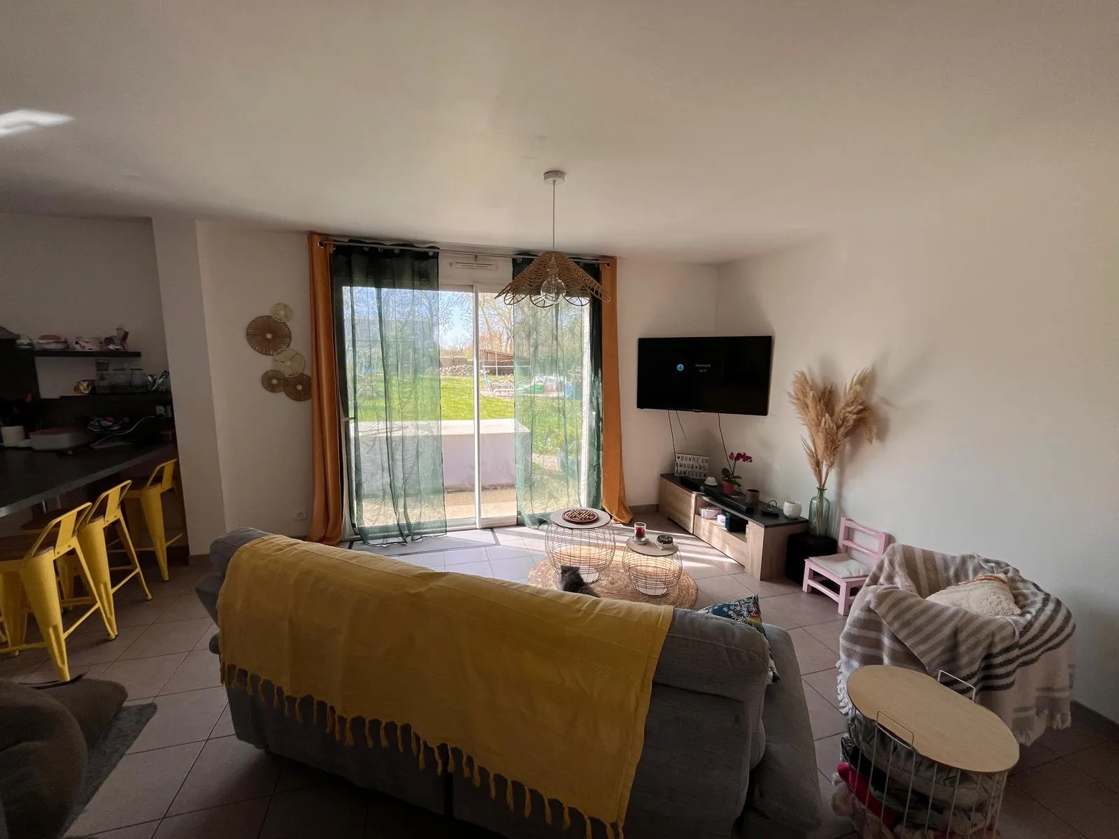 Belle maison T5 construite en 2014 à Saint-Joachim, proche écoles et jardin spacieux 