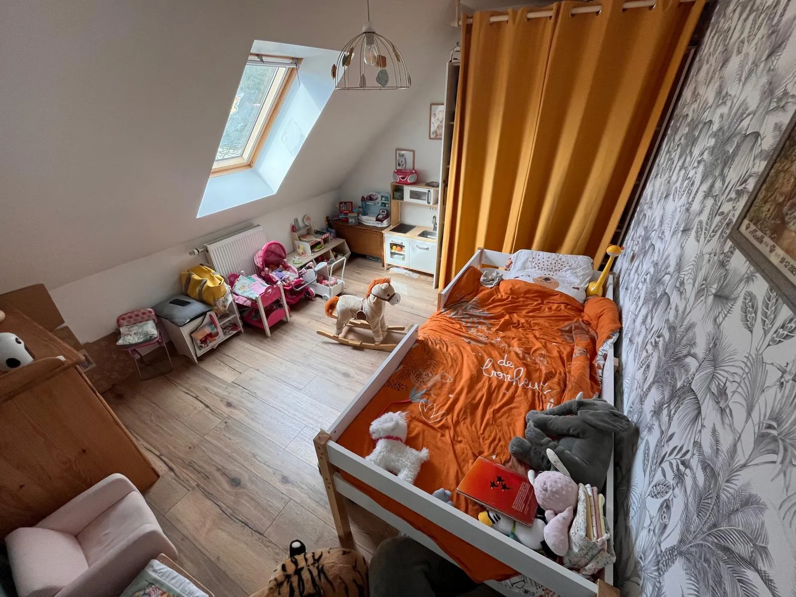 Belle maison T5 construite en 2014 à Saint-Joachim, proche écoles et jardin spacieux 