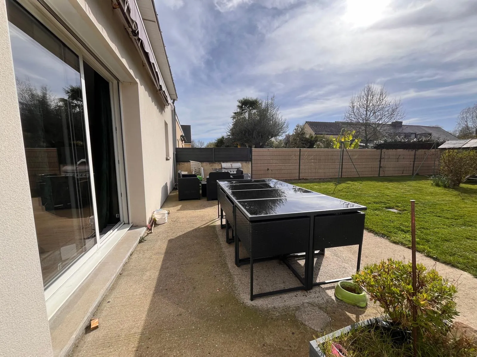 Belle maison T5 construite en 2014 à Saint-Joachim, proche écoles et jardin spacieux 