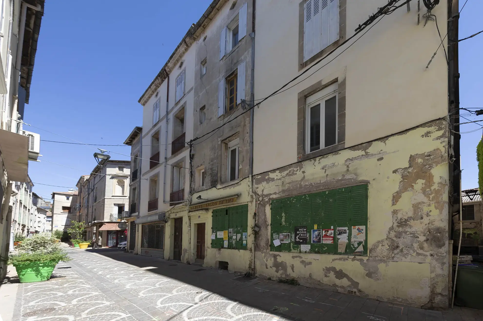 Appartement 3 pièces rénové avec cour à Lodève, livraison 2027 