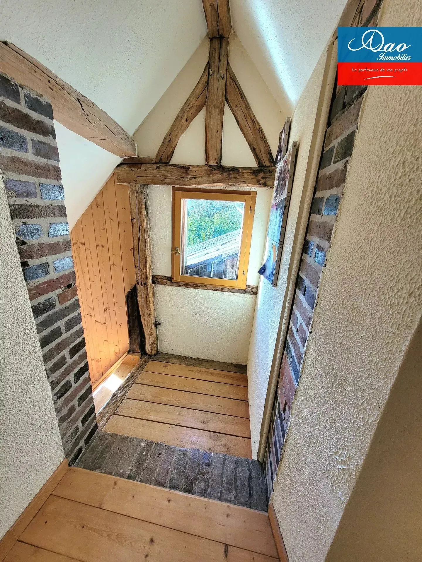 Maison de caractère rénovée à Aix-Villemaur-Palis - 100 m² avec jardin 