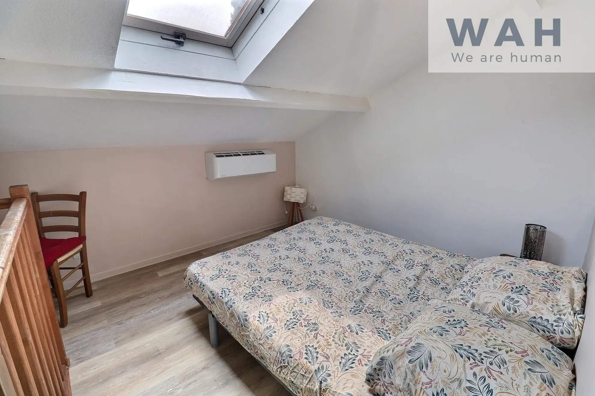 Immeuble de rapport à Raismes avec deux appartements et local commercial – Rentabilité 11% 