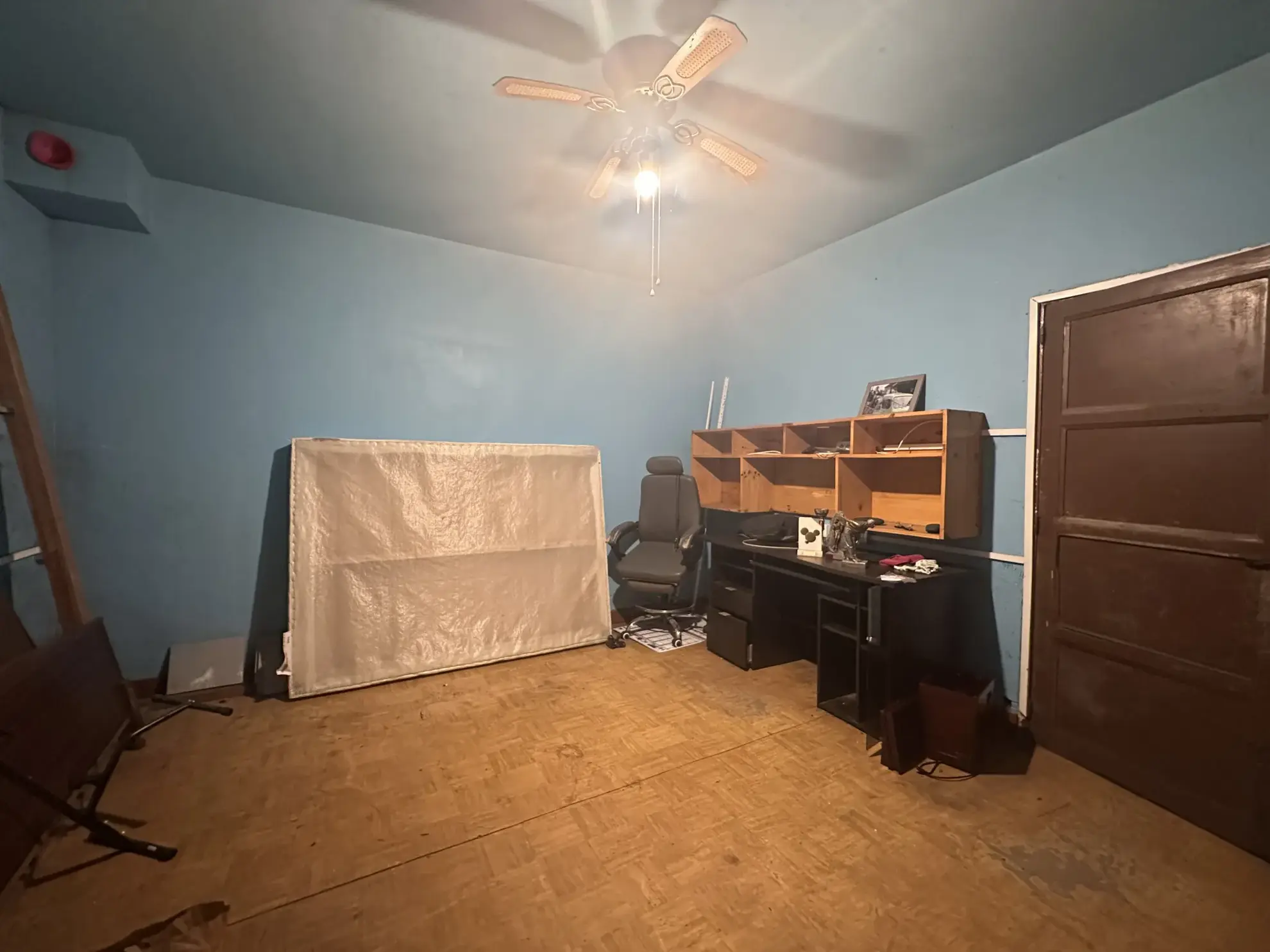 Maison à rénover de 70 m² à Auneau, potentiel d'agrandissement et environnement calme 