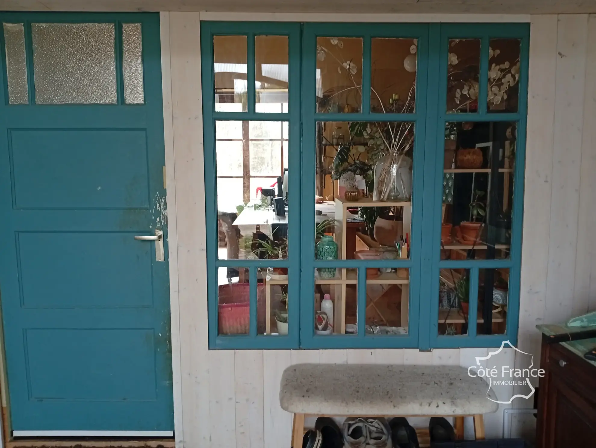 Charmante maison en pierre avec terrain de 4,75 hectares à Pleaux 