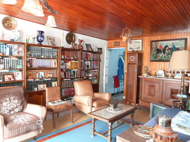 Ferme de pays avec grand terrain à Tintury - Propriété rurale à vendre 