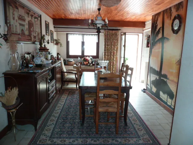 Ferme de pays avec grand terrain à Tintury - Propriété rurale à vendre 