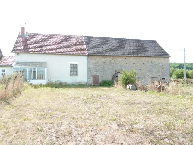 Ferme de pays avec grand terrain à Tintury - Propriété rurale à vendre 