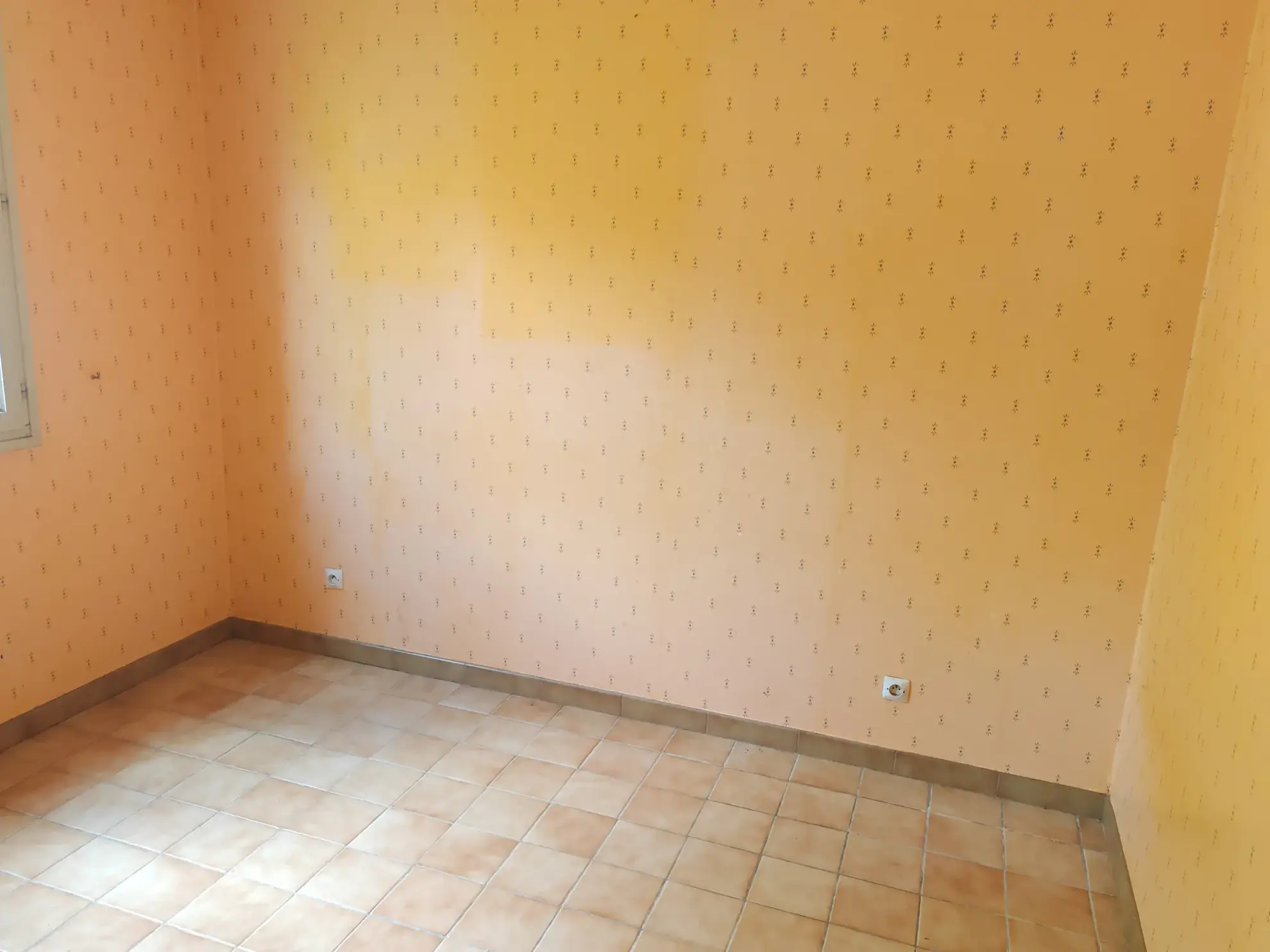 Villa F6 avec studio sur terrain arboré au Vigan – Vue panoramique et calme 