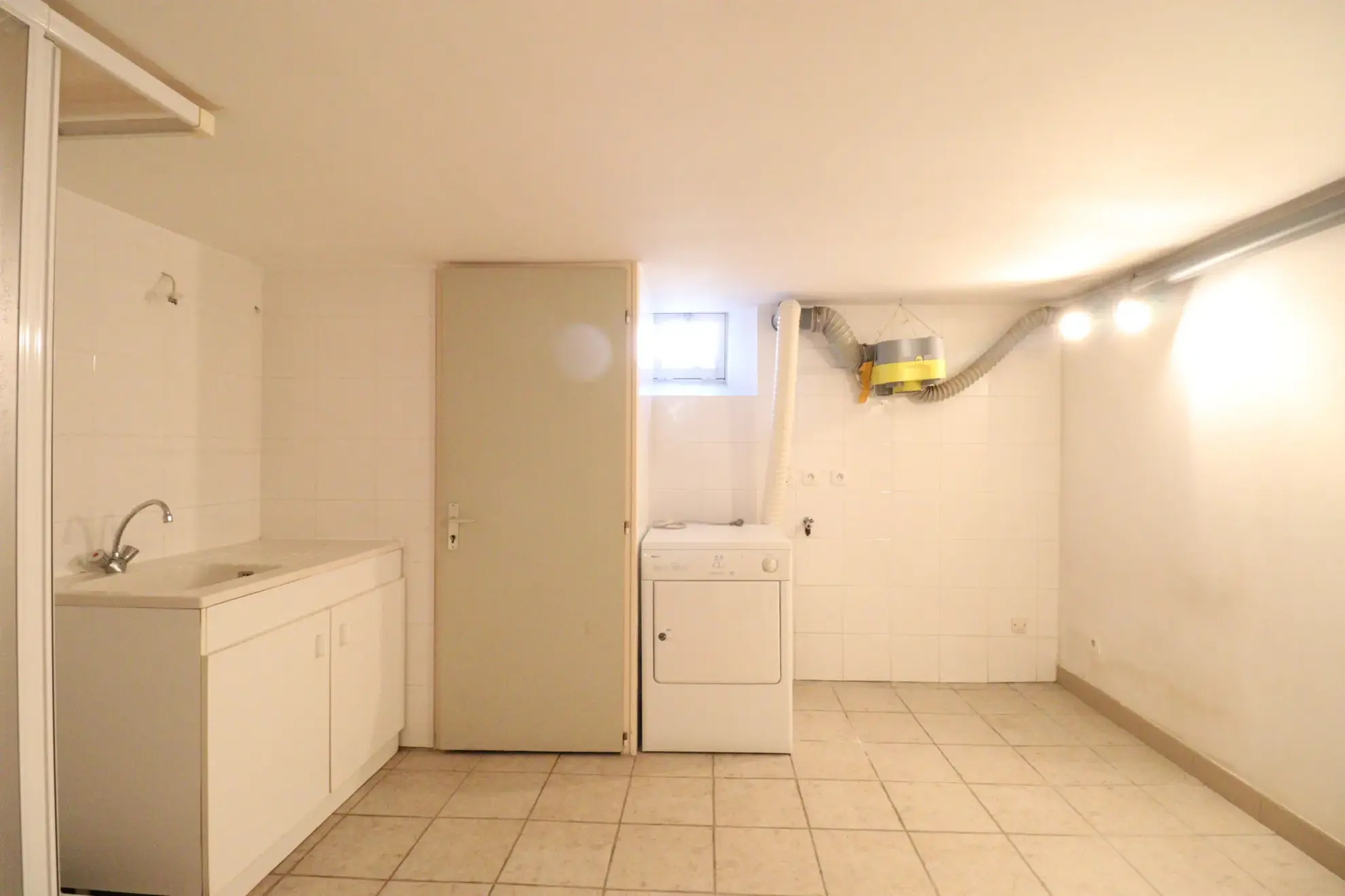 Maison mitoyenne avec jardin à Grenoble – 3 chambres, secteur dynamique 