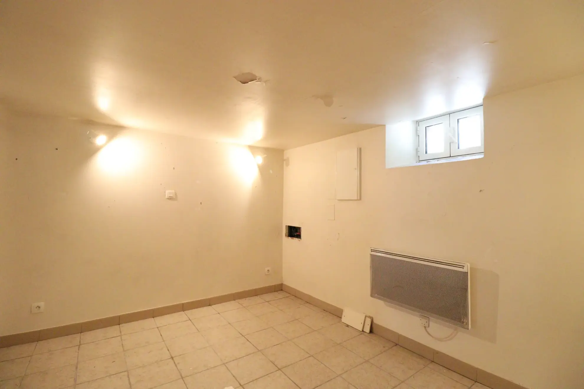 Maison mitoyenne avec jardin à Grenoble – 3 chambres, secteur dynamique 