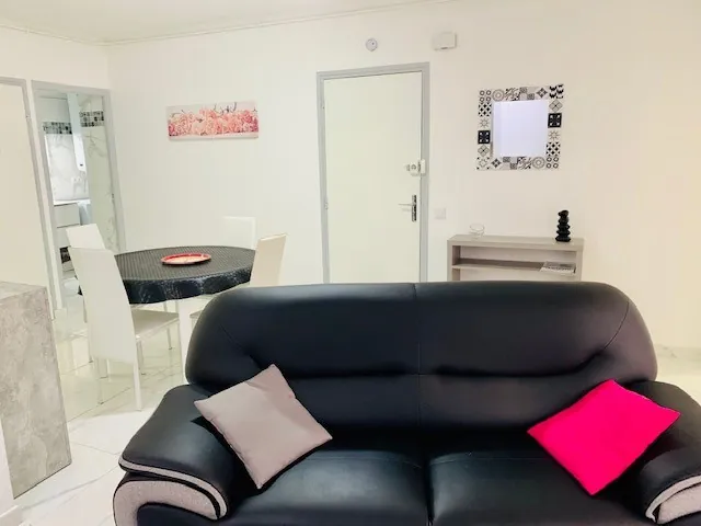 Appartement F3 rénové avec terrasse sud et parking à Amélie-les-Bains-Palalda 