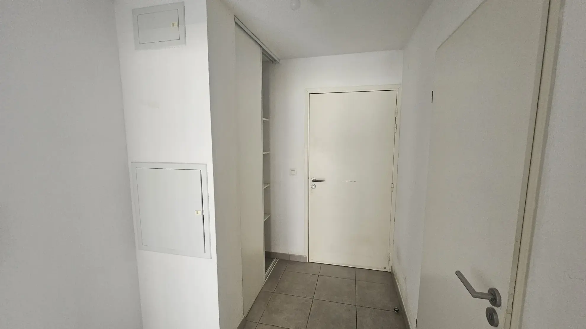 Appartement T2 de 43m² avec terrasse à Gigean dans résidence sécurisée 