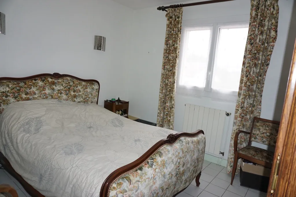 Belle maison de 5 pièces avec terrasse et jardin au Donjon 