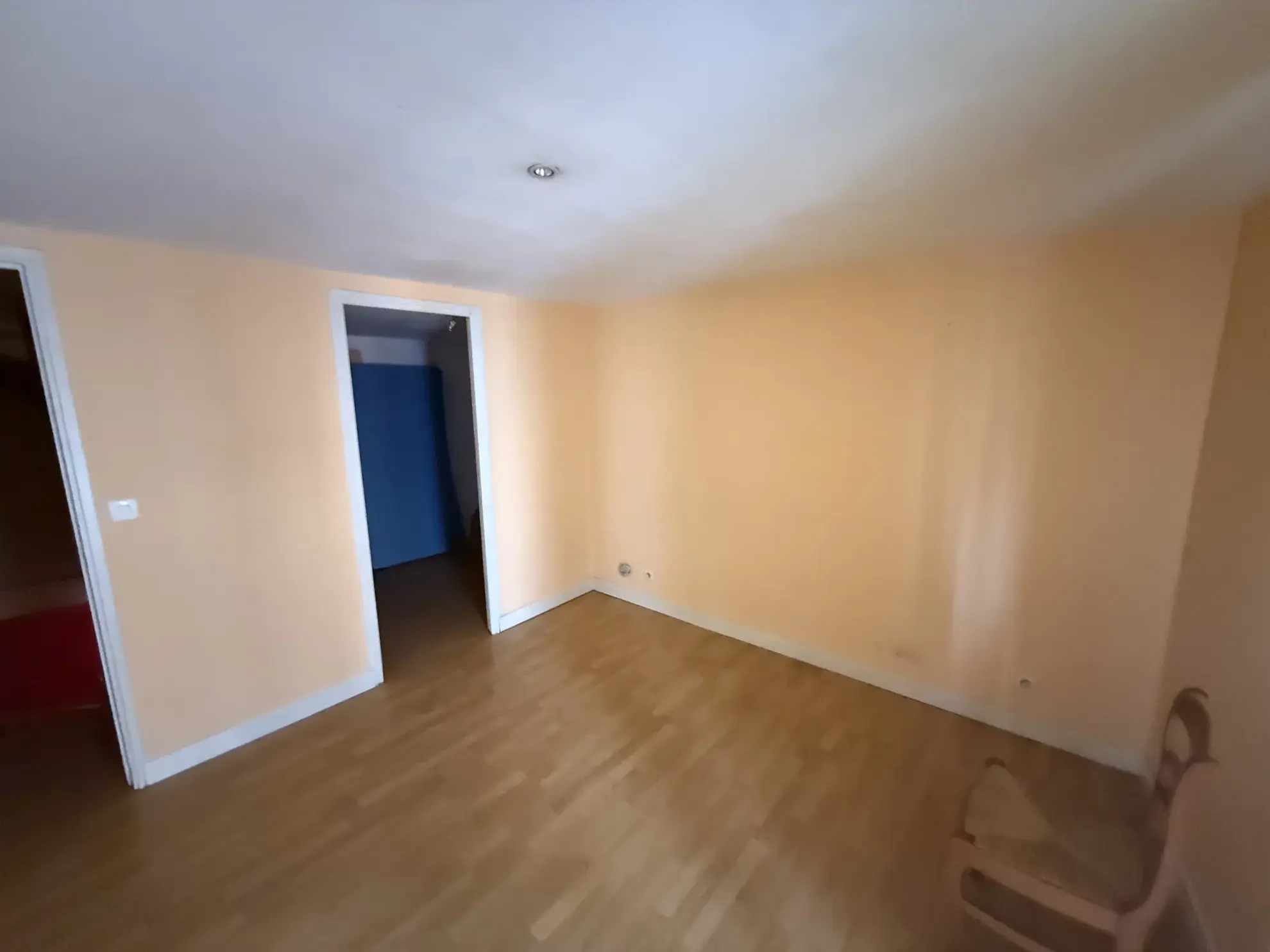 Maison en plein centre du Puy-en-Velay à vendre, idéal investisseur ou commerçant 