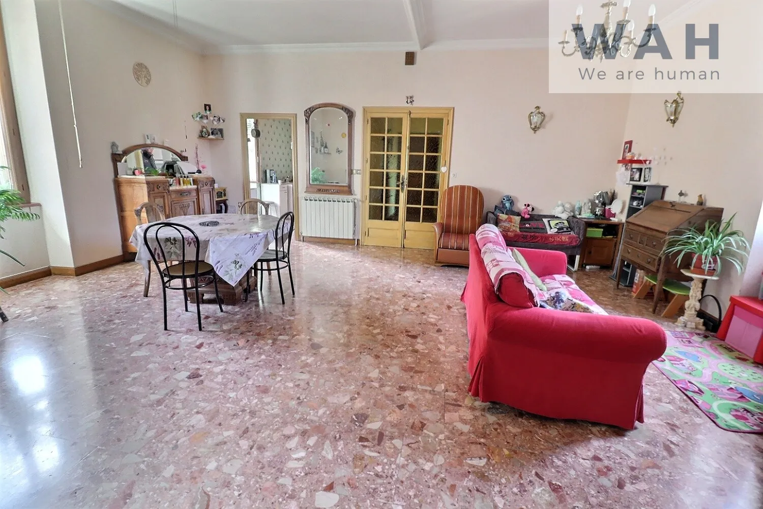 Investissement immobilier à Lodeve – Appartement + plateau de 194 m² 