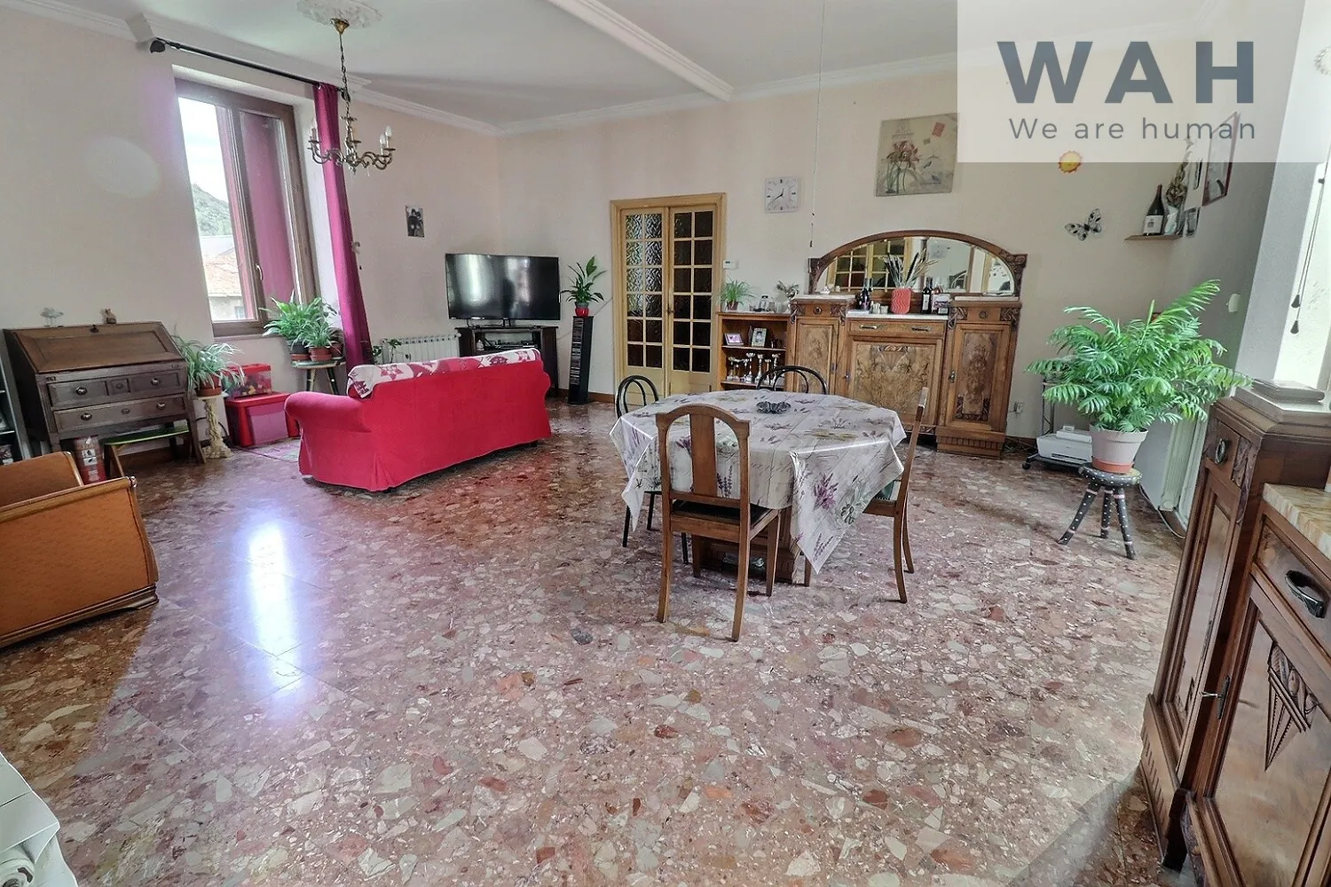 Vente appartement et immeuble à Lodeve, 181 m², proche commodités