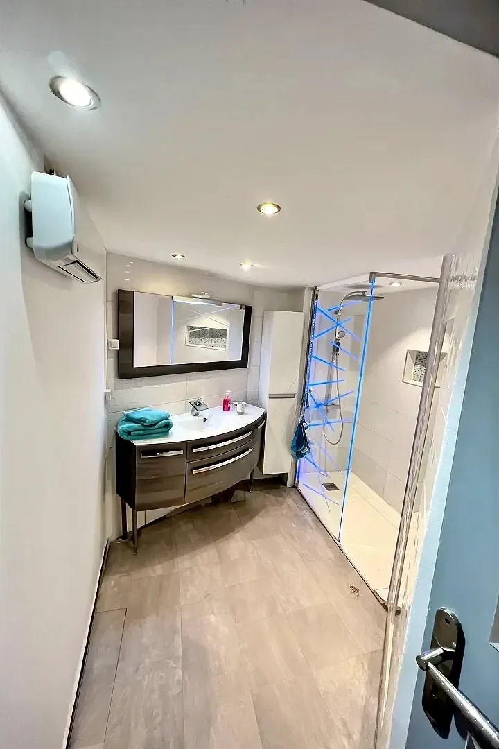 Bel appartement de 3 chambres à Port Camargue, à deux pas de la plage 