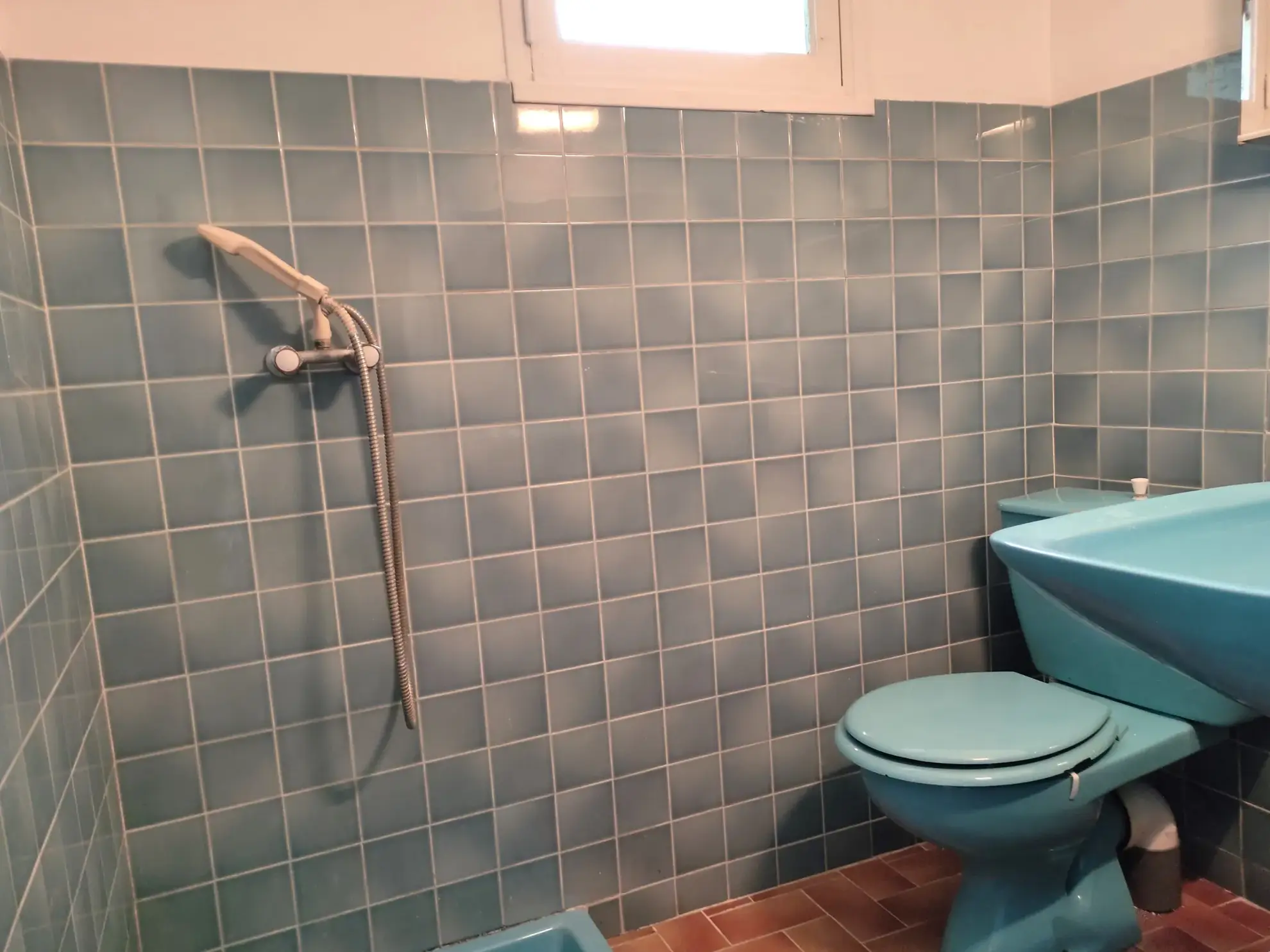 Corps de ferme en Provence à rénover avec vue panoramique à Volonne 