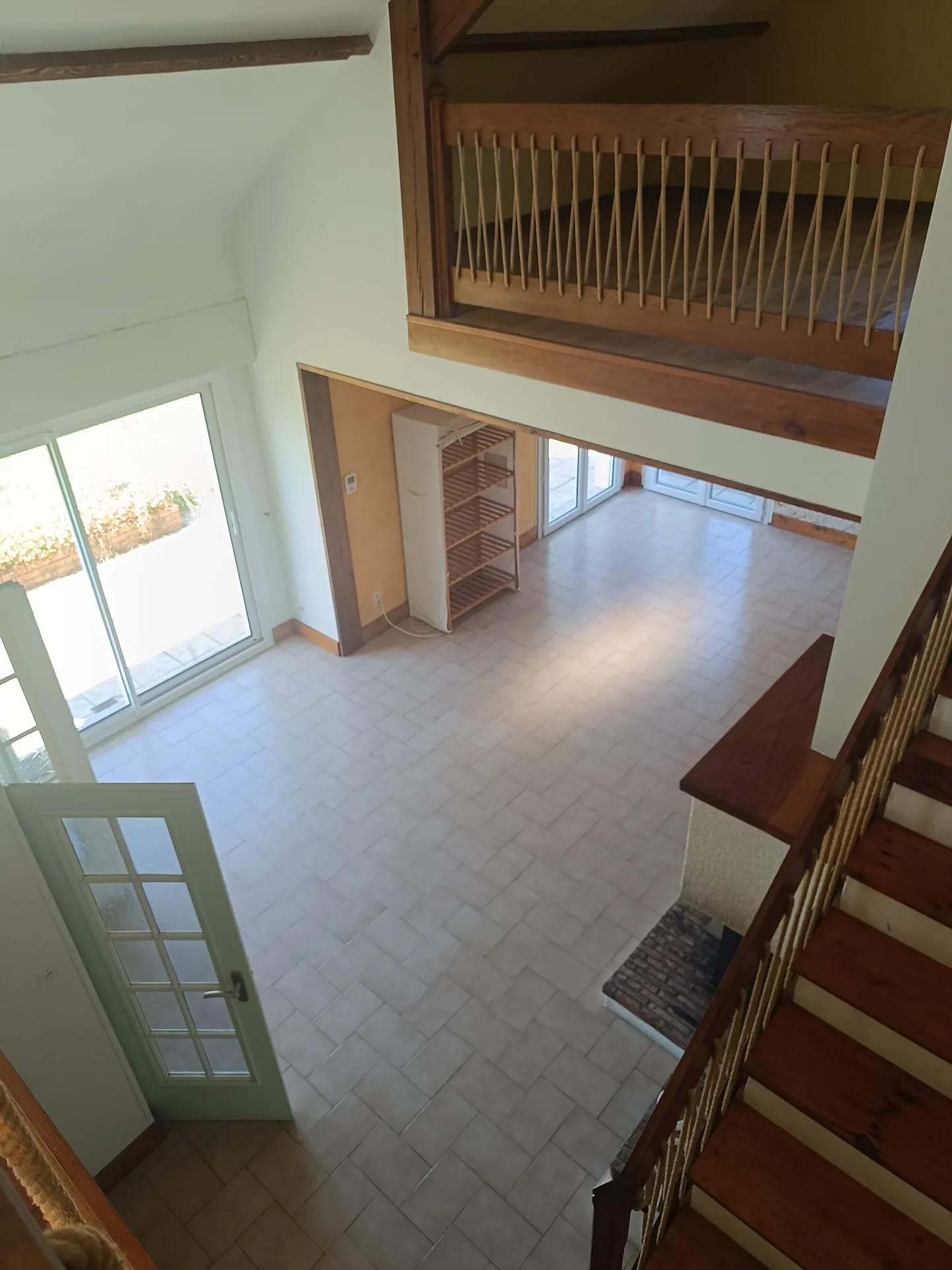 Maison 4 chambres à Vignoux-sur-Barangeon, dans un bourg calme, proche écoles et commerces 