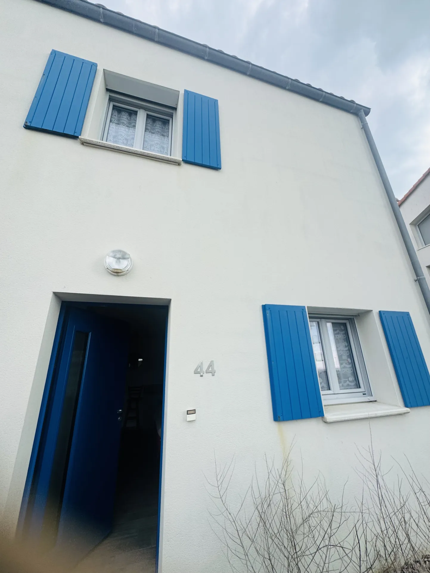 Maison moderne à La Chaume, à 2 pas de la côte sauvage, idéale pour résidence ou investissement 