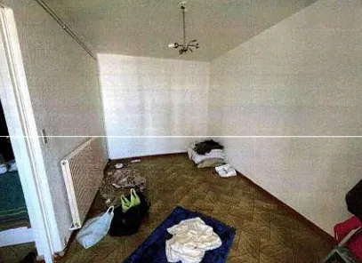 Appartement T4 en vente aux enchères à Vénissieux - 75m² à prix réduit 