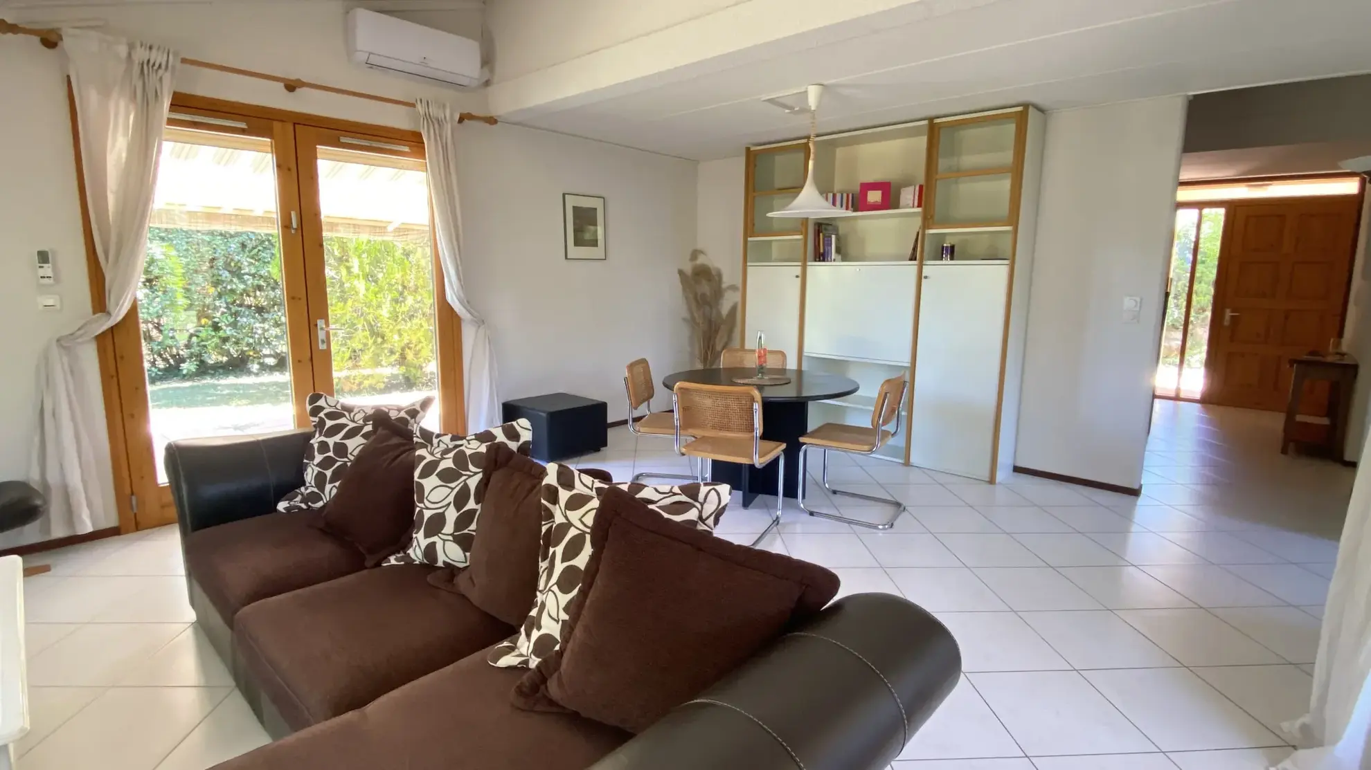 Villa T4 avec grande piscine et équipements de loisirs à Lombez 