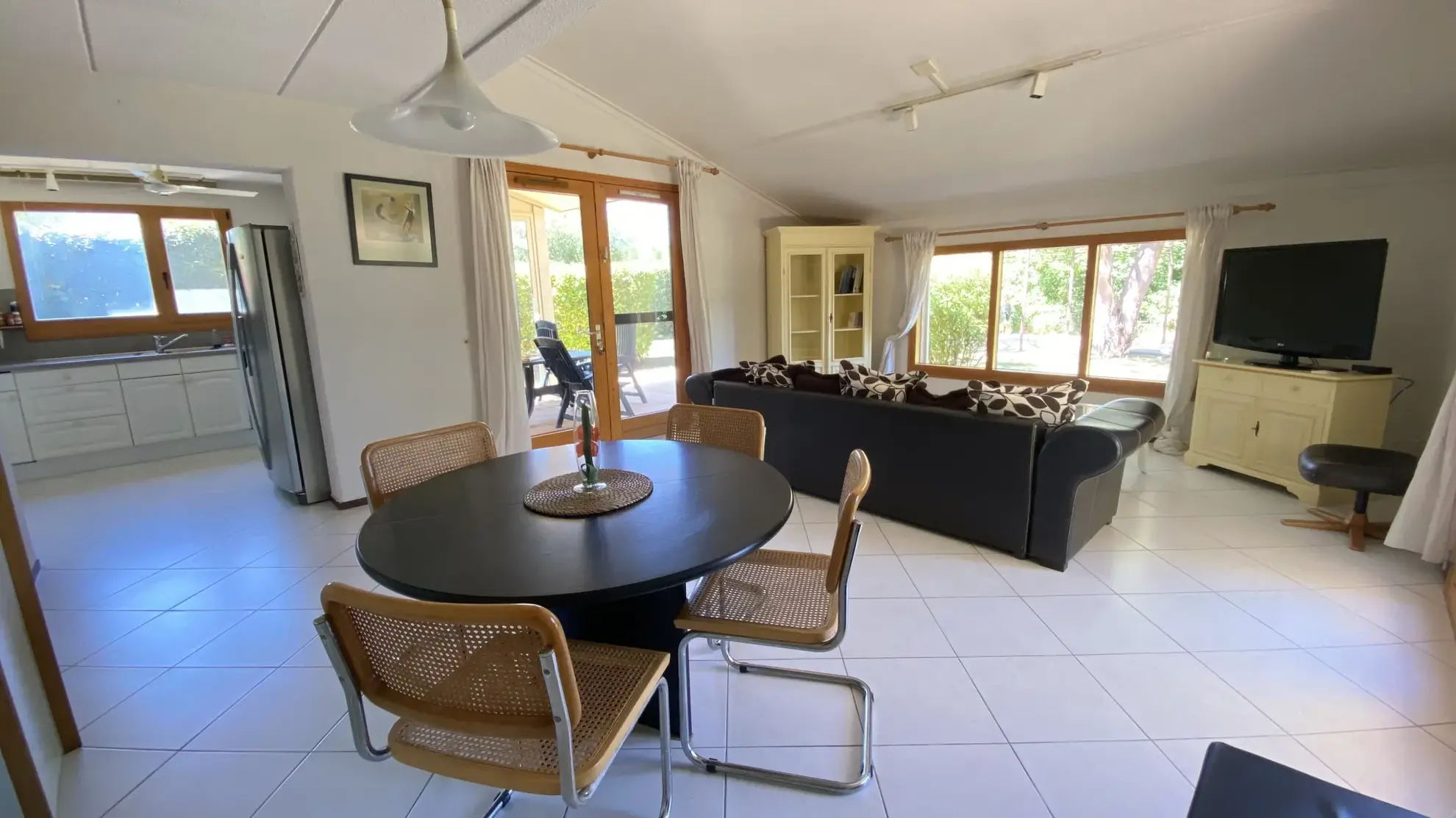 Villa T4 avec grande piscine et équipements de loisirs à Lombez 