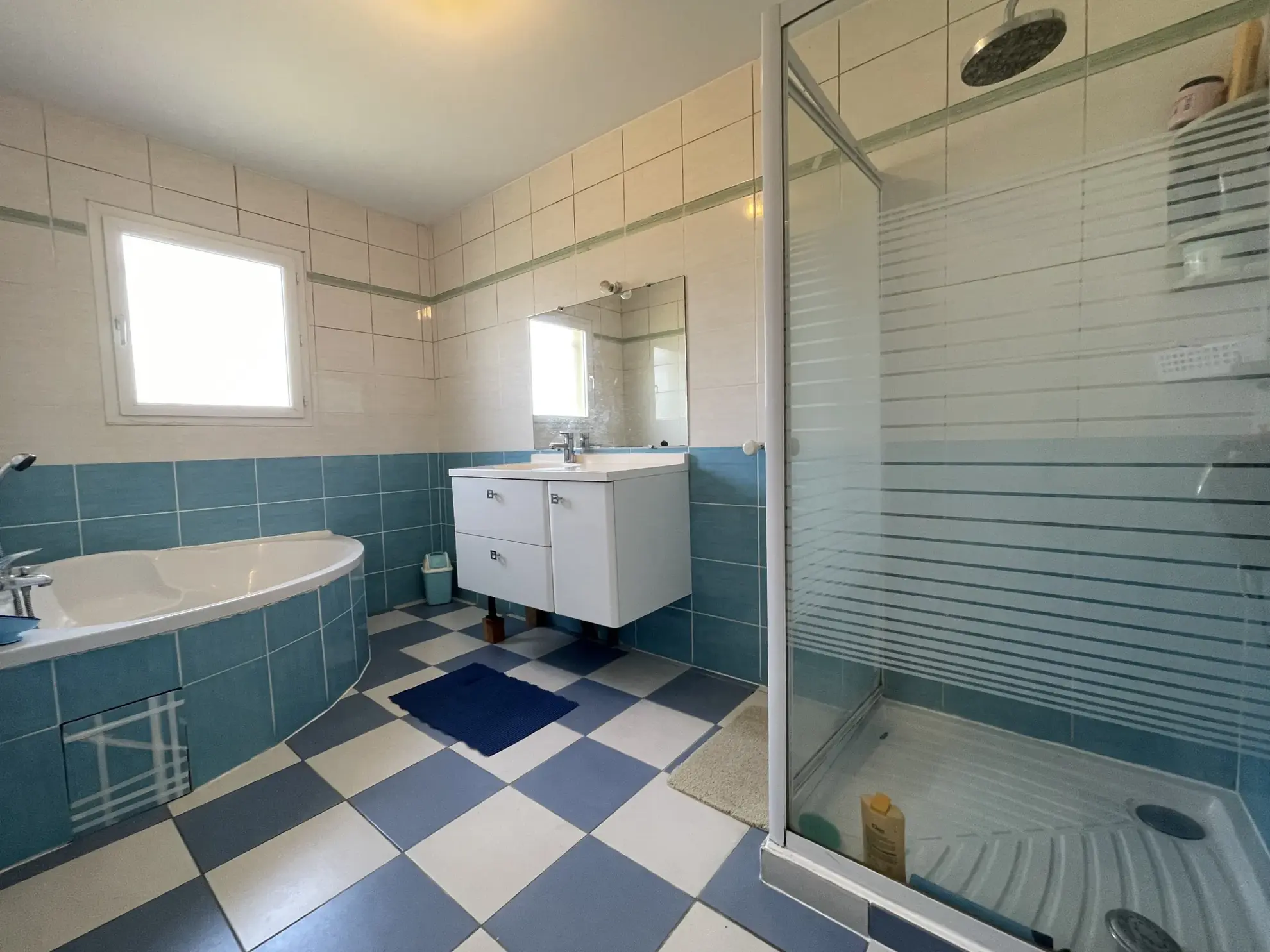 À vendre maison de plain-pied lumineuse avec jardin à Nègrepelisse 