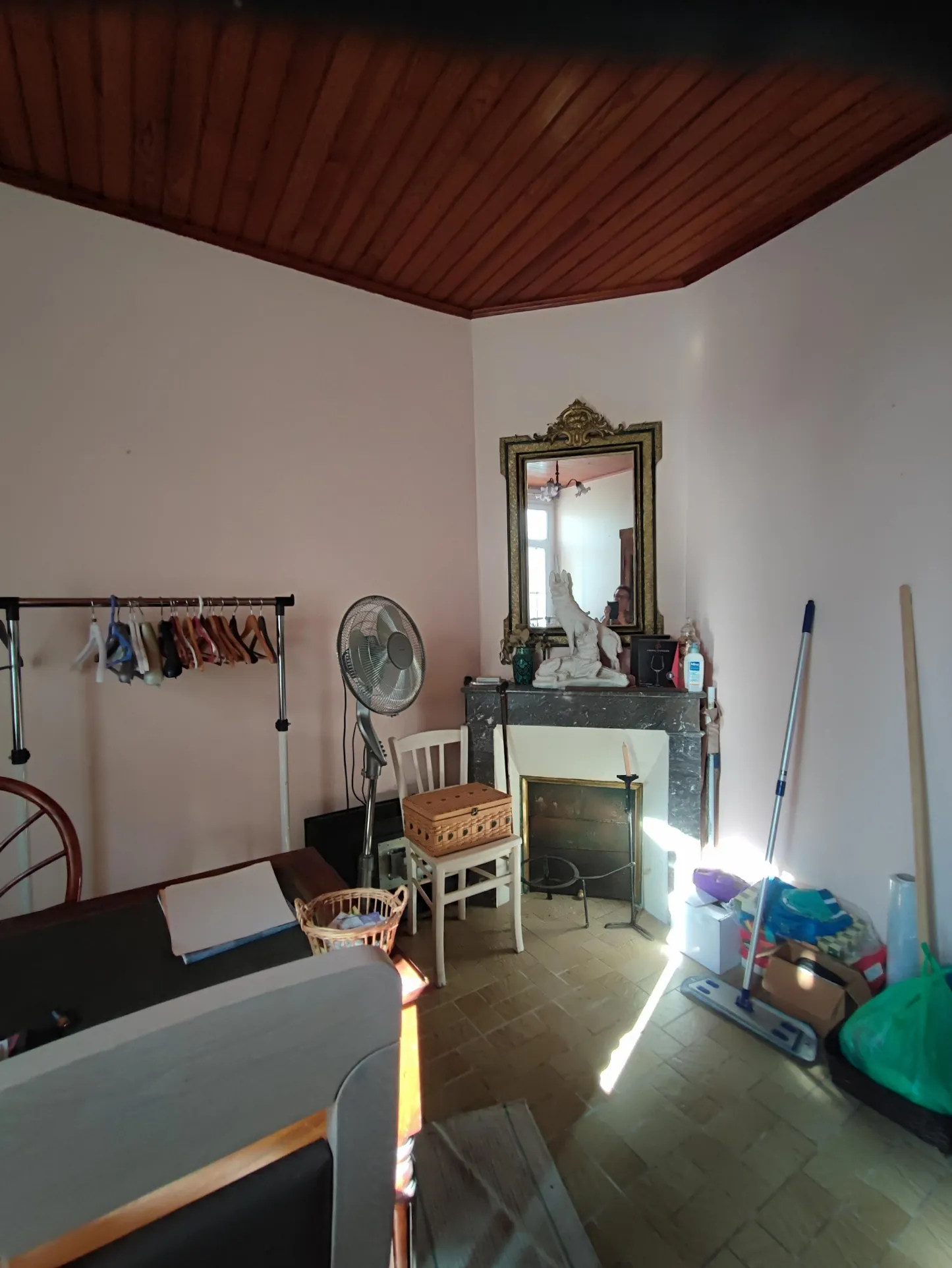 Maison traditionnelle à Juillac 78 m² avec terrain de 950 m² à rénover 