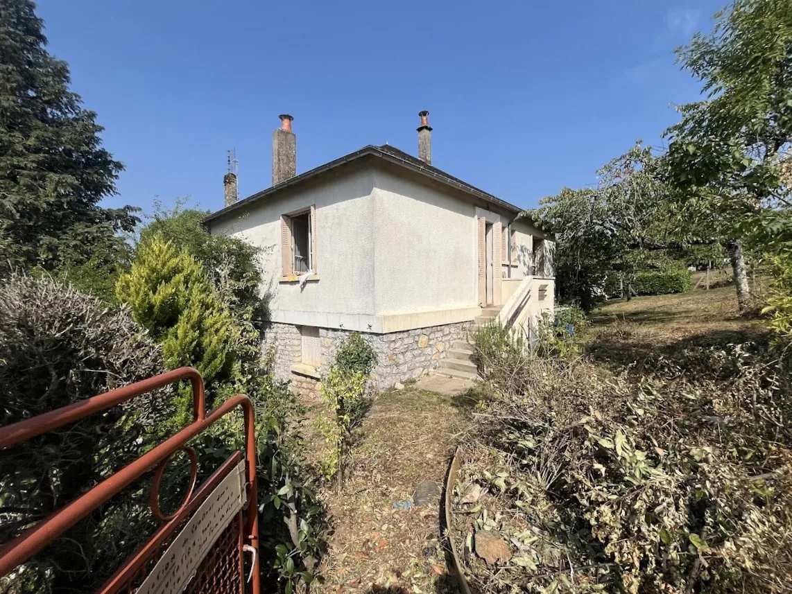 Maison à rénover à Juillac (19350) - Calme et potentiel 