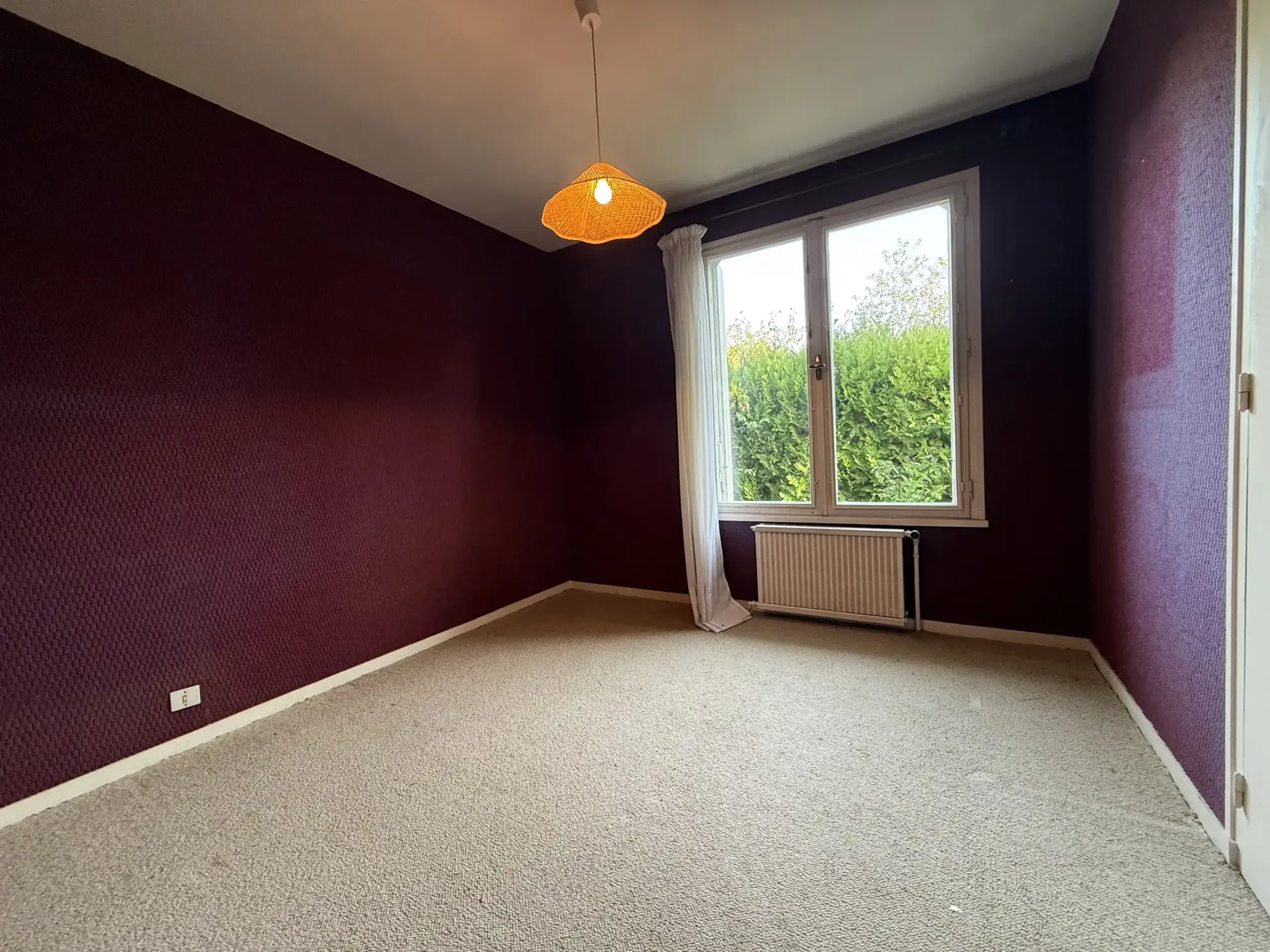 Maison à vendre à Libourne avec 5 chambres, jardin et potentiel locatif élevé 