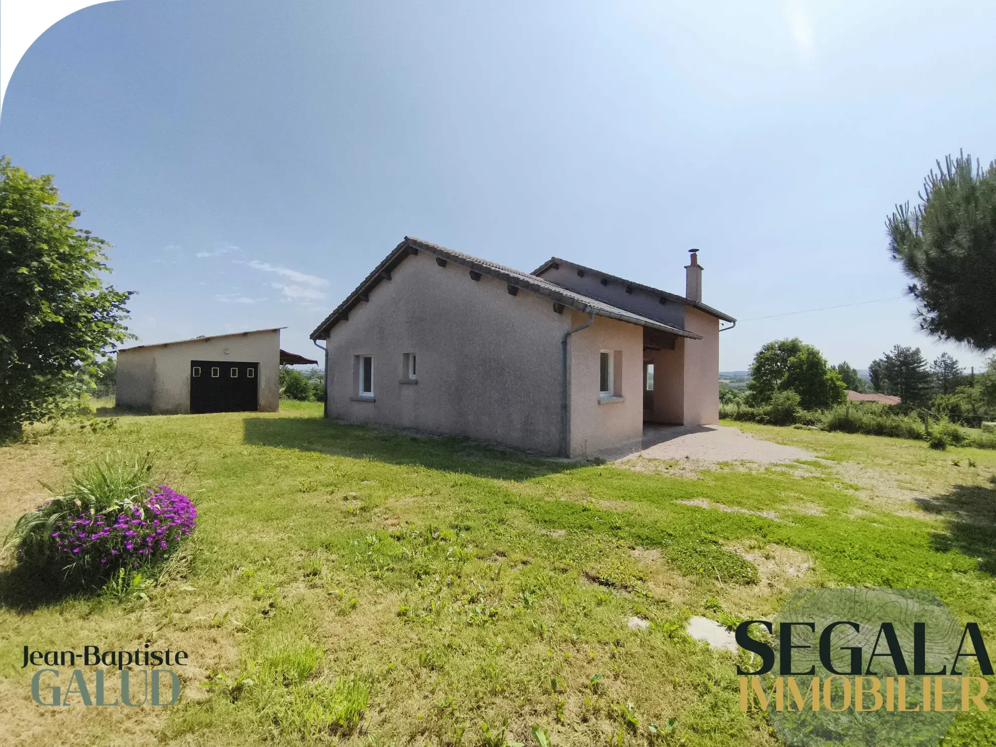 Maison de plain-pied à Mirandol avec grand terrain et panneaux solaires 