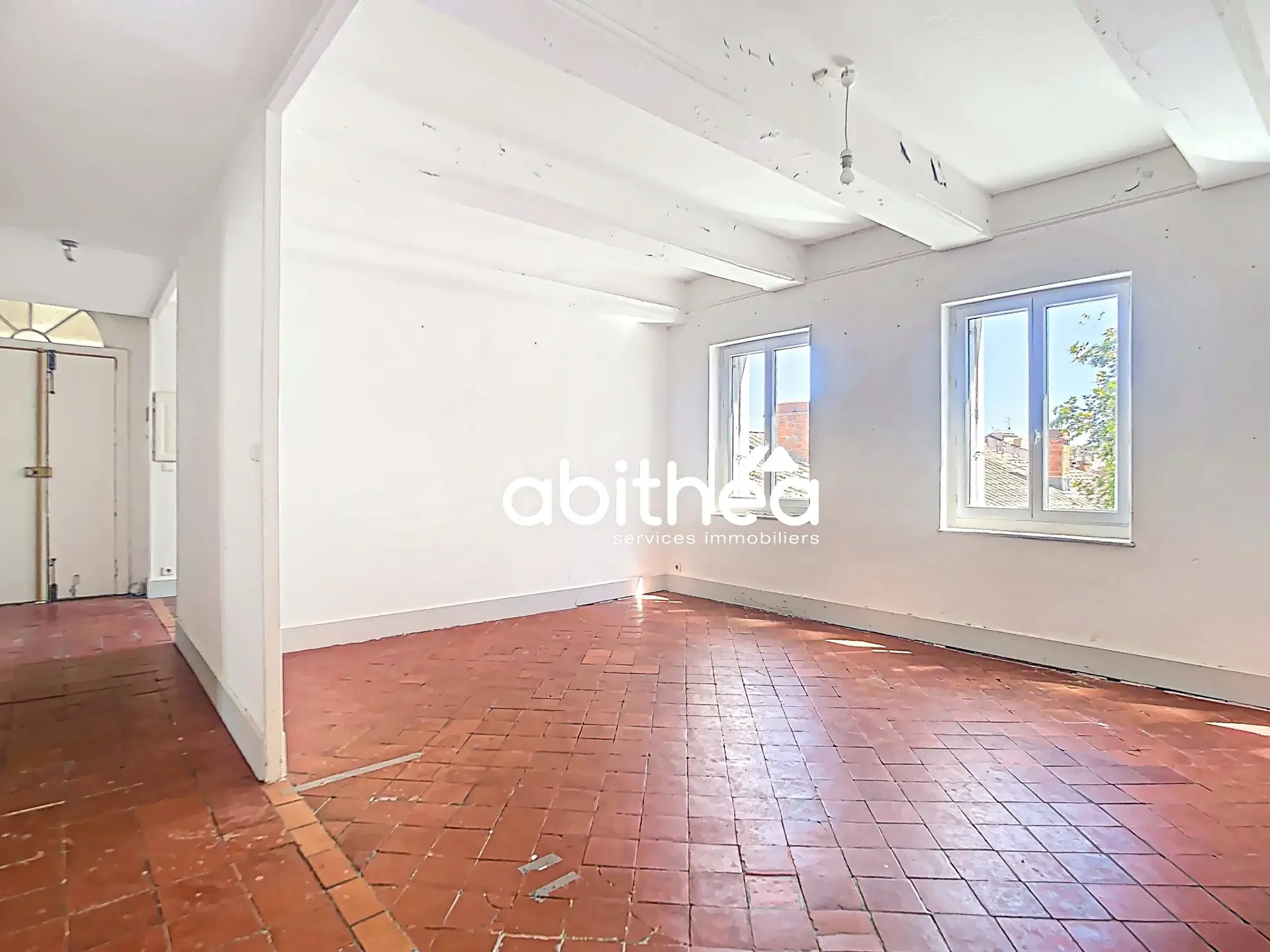 Appartement T5 de 193 m2 avec vue dégagée au centre de Béziers 