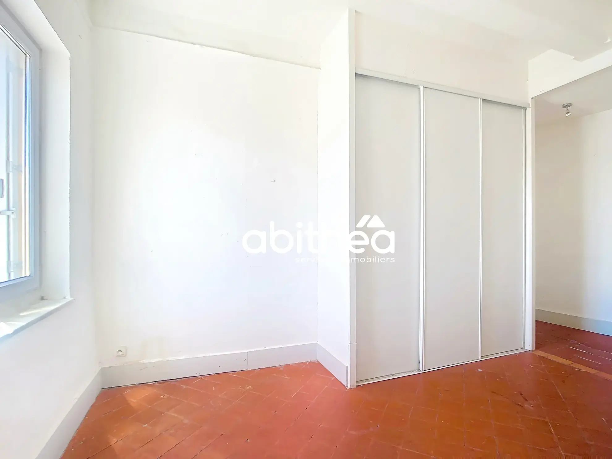 Appartement T5 de 193 m2 avec vue dégagée au centre de Béziers 