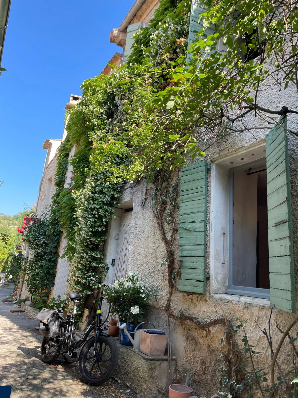 Charmante maison de village avec terrasse à Malaucène - 61 m² 