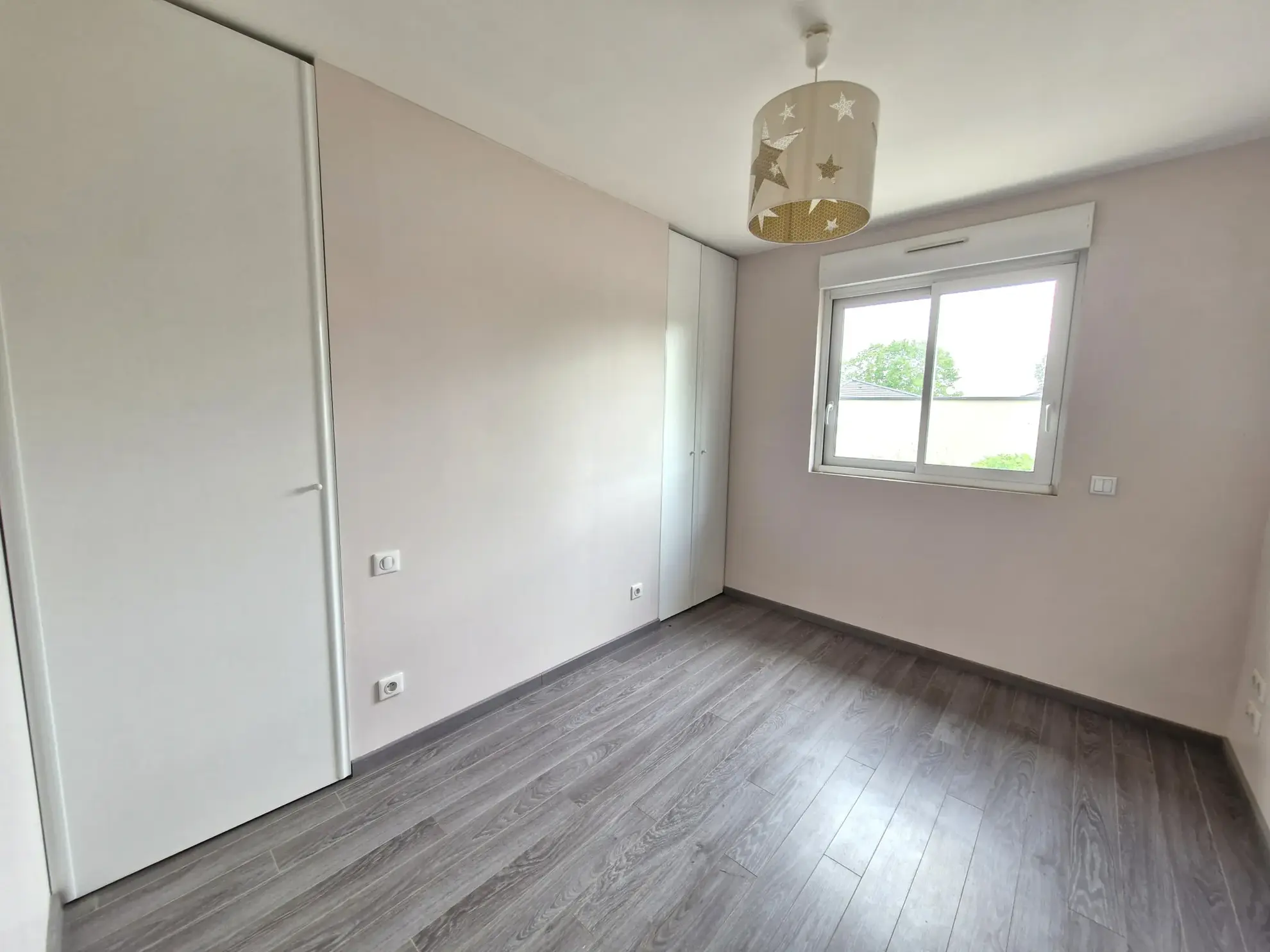 Belle maison de plain-pied avec 4 chambres à Odos proche Tarbes 