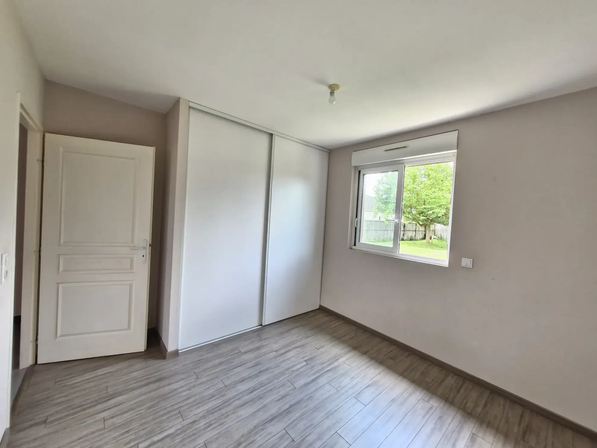 Belle maison de plain-pied avec 4 chambres à Odos proche Tarbes 