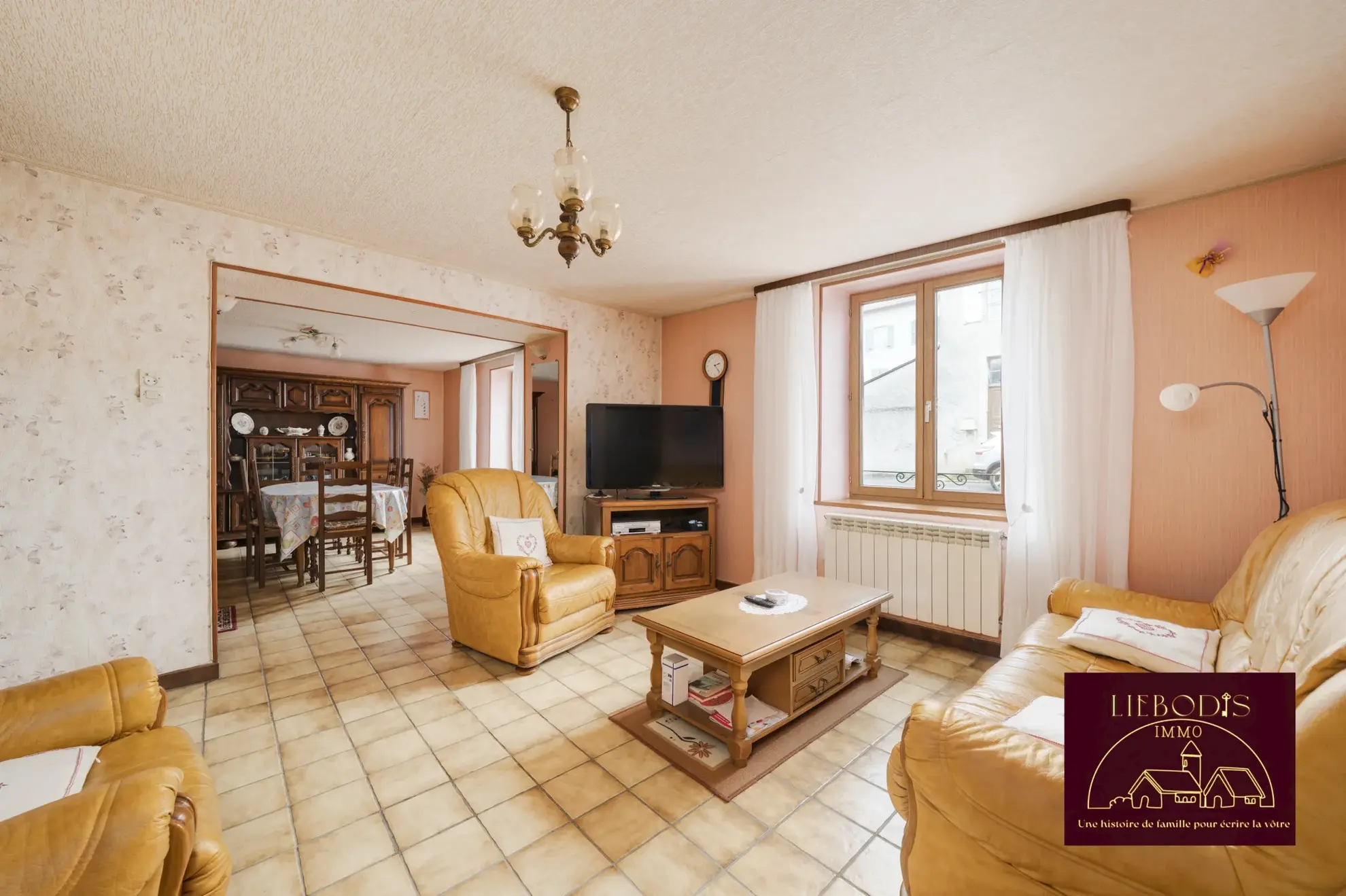 Maison familiale spacieuse avec jardin et dépendance à Haroué près de Bayon