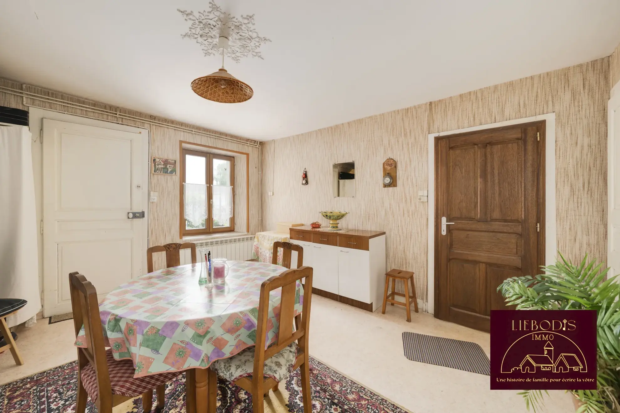 Maison familiale spacieuse avec jardin et dépendance à Haroué près de Bayon 