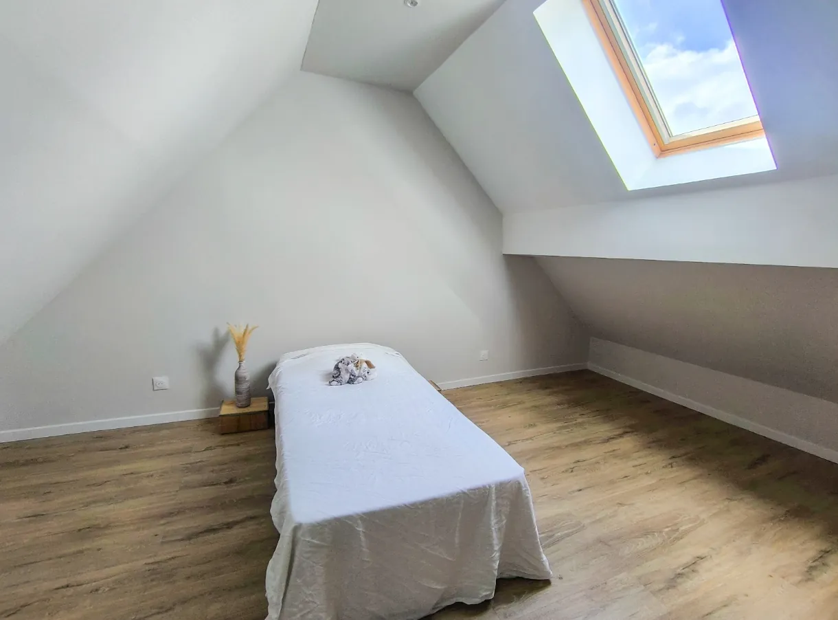 Maison de village rénovée à Crézancy – 6 chambres, jardin, proche Château-Thierry 